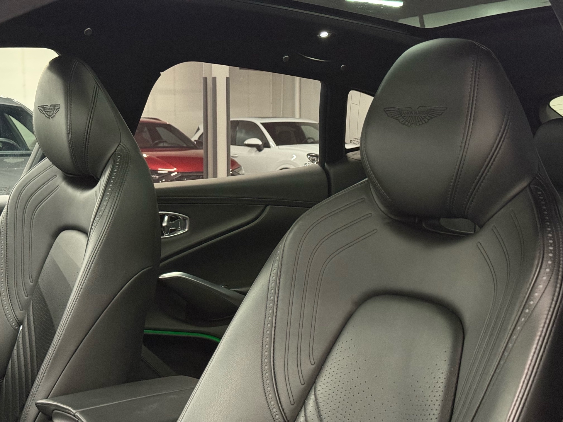 2021 Aston Martin DBX AWD, 多伦多, 全款车