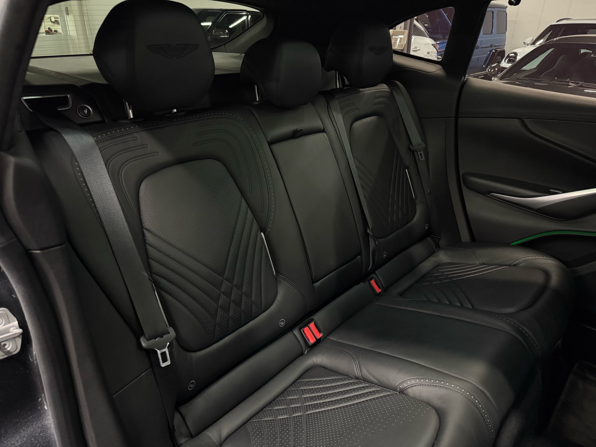 2021 Aston Martin DBX AWD, 多伦多, 全款车