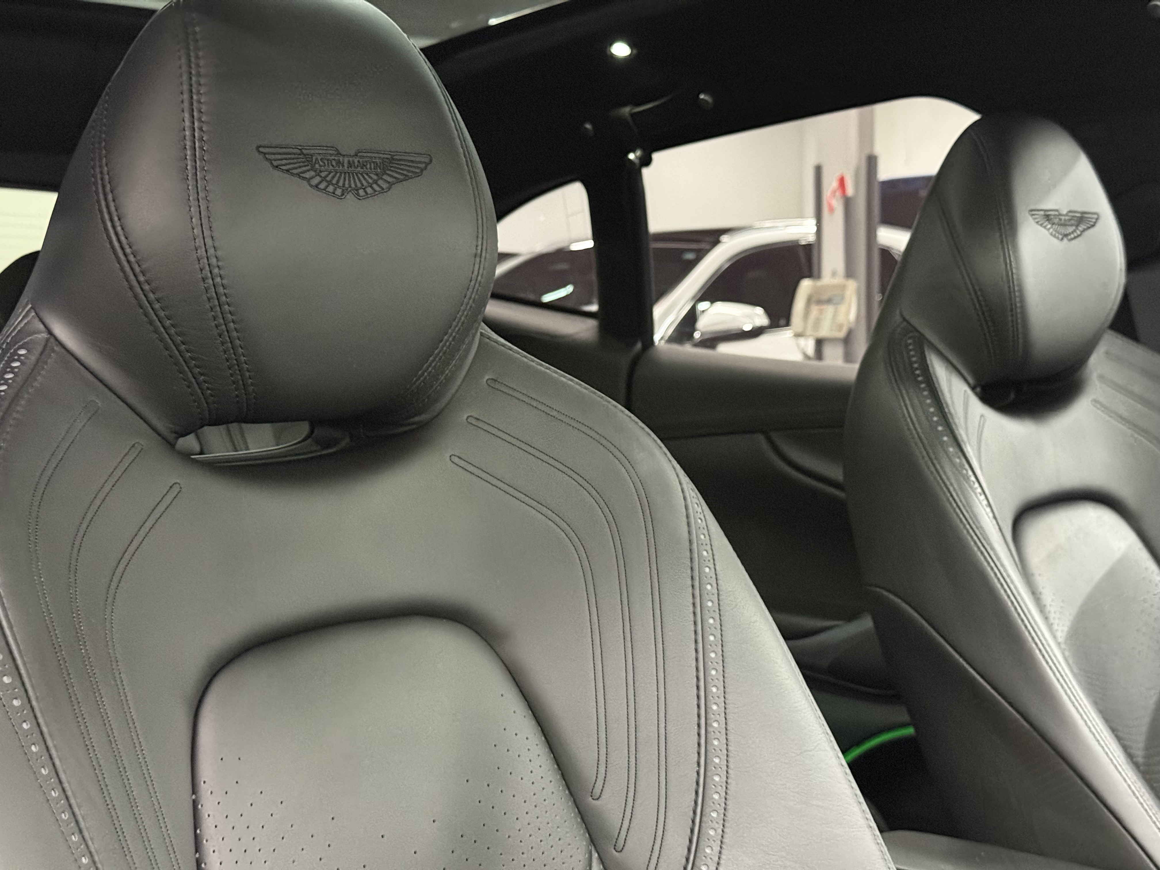 2021 Aston Martin DBX AWD, 多伦多, 全款车