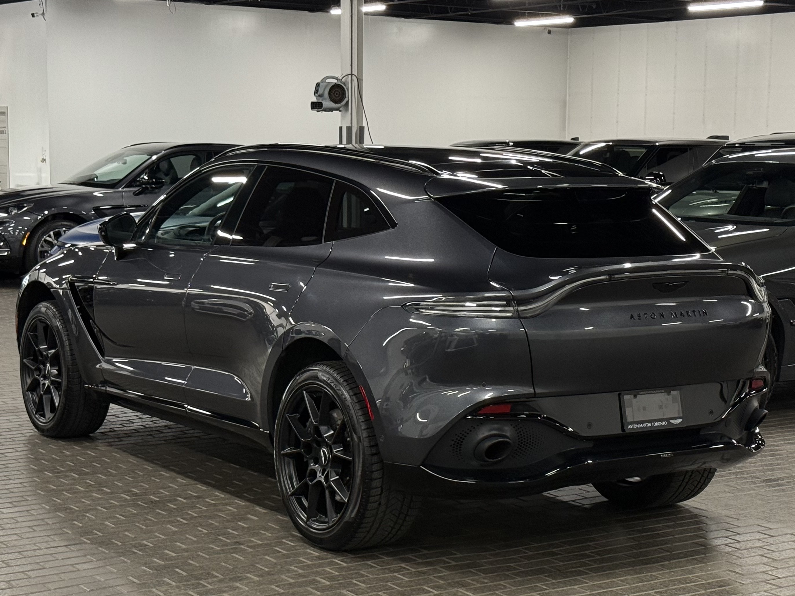2021 Aston Martin DBX AWD, 多伦多, 全款车