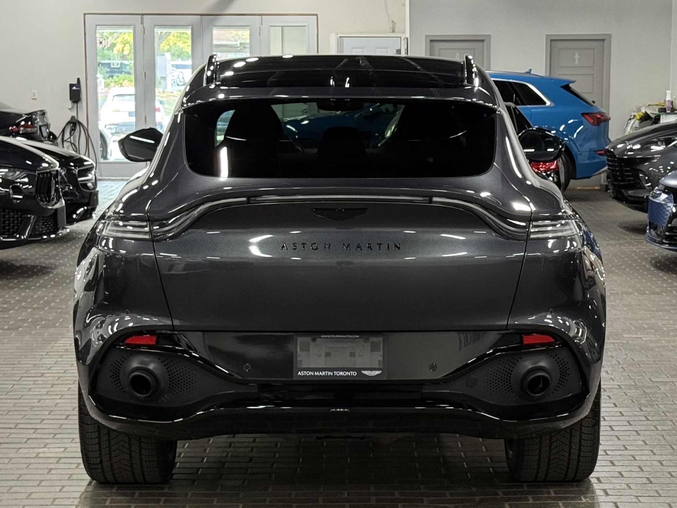 2021 Aston Martin DBX AWD, 多伦多, 全款车