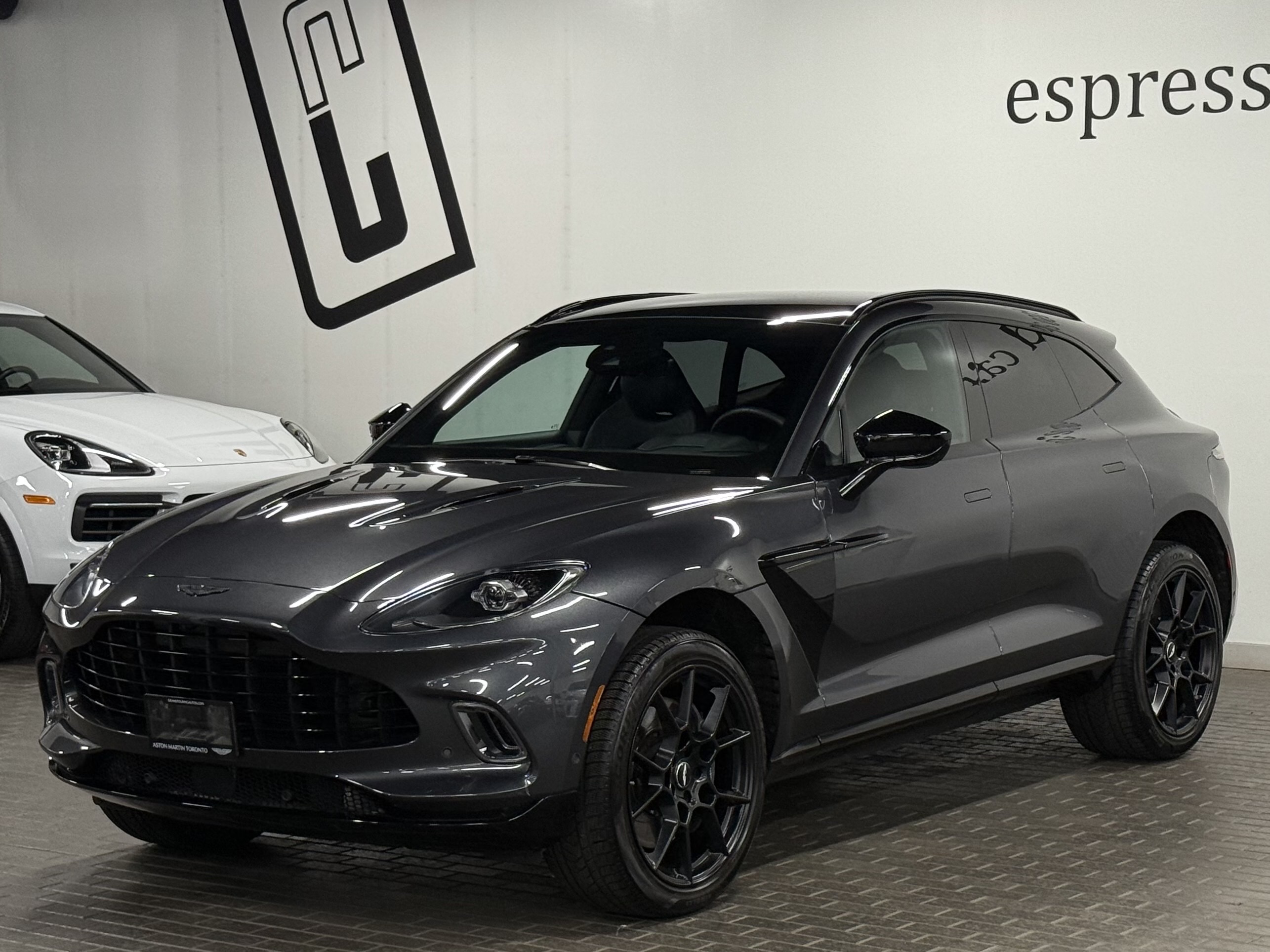 2021 Aston Martin DBX AWD, 多伦多, 全款车