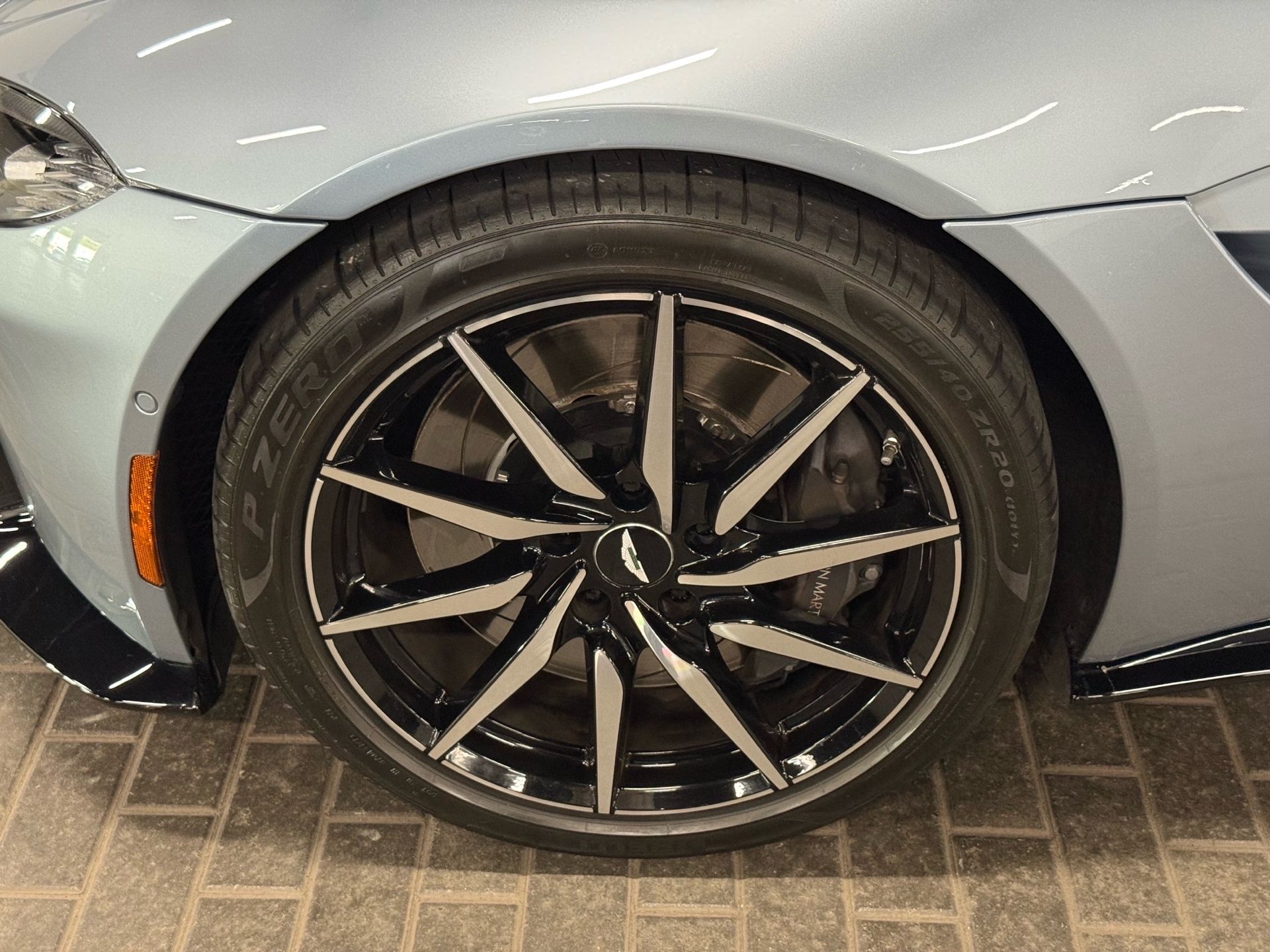 2021 Aston Martin Vantage Coupe Automatic, Toronto, Cash