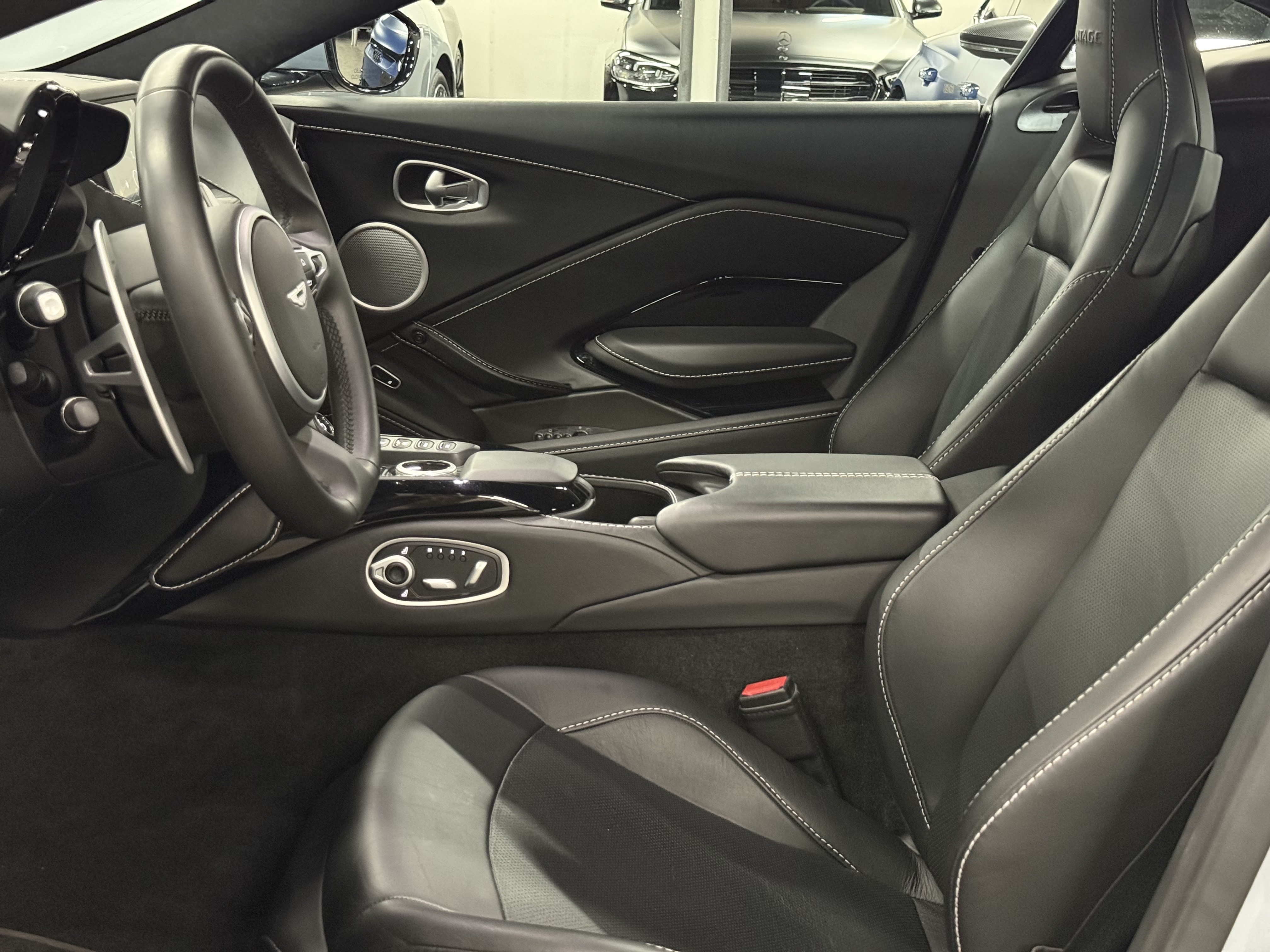 2021 Aston Martin Vantage Coupe Automatic, Toronto, Cash