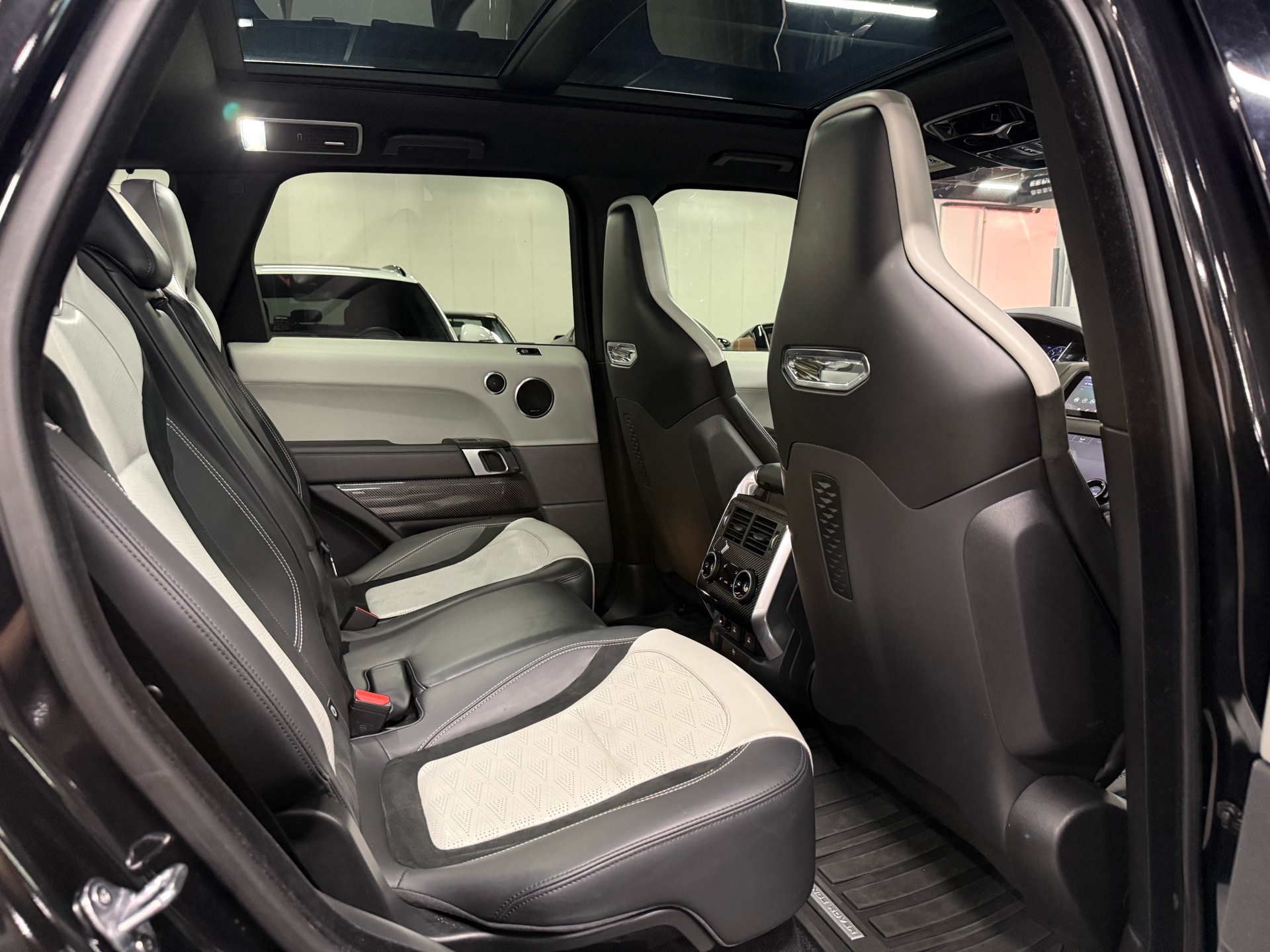 2021 Land Rover Range Rover Sport SVR CARBON EDITION V8 Supercharged, Toronto, Cash