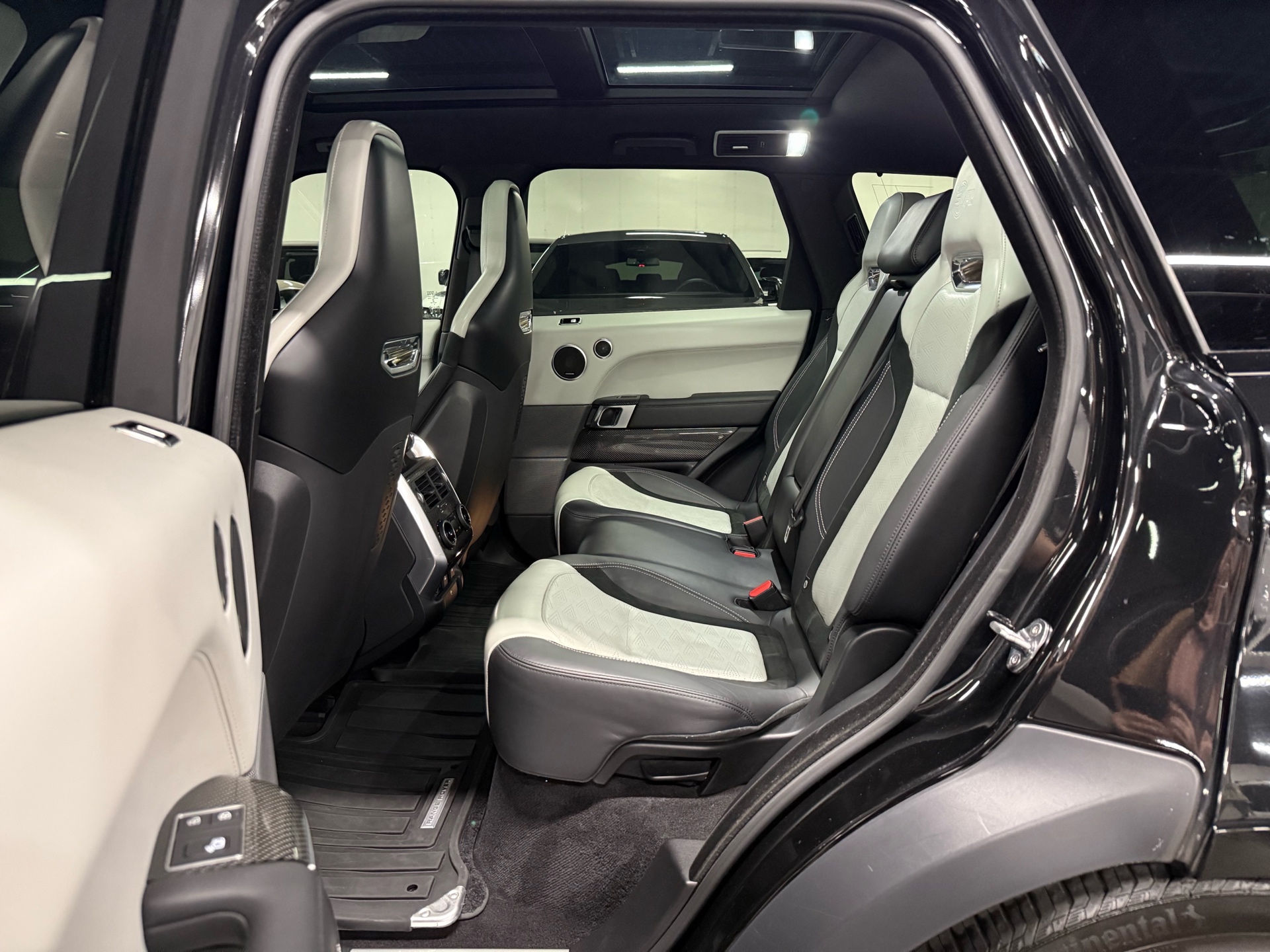 2021 Land Rover Range Rover Sport SVR CARBON EDITION V8 Supercharged, Toronto, Cash