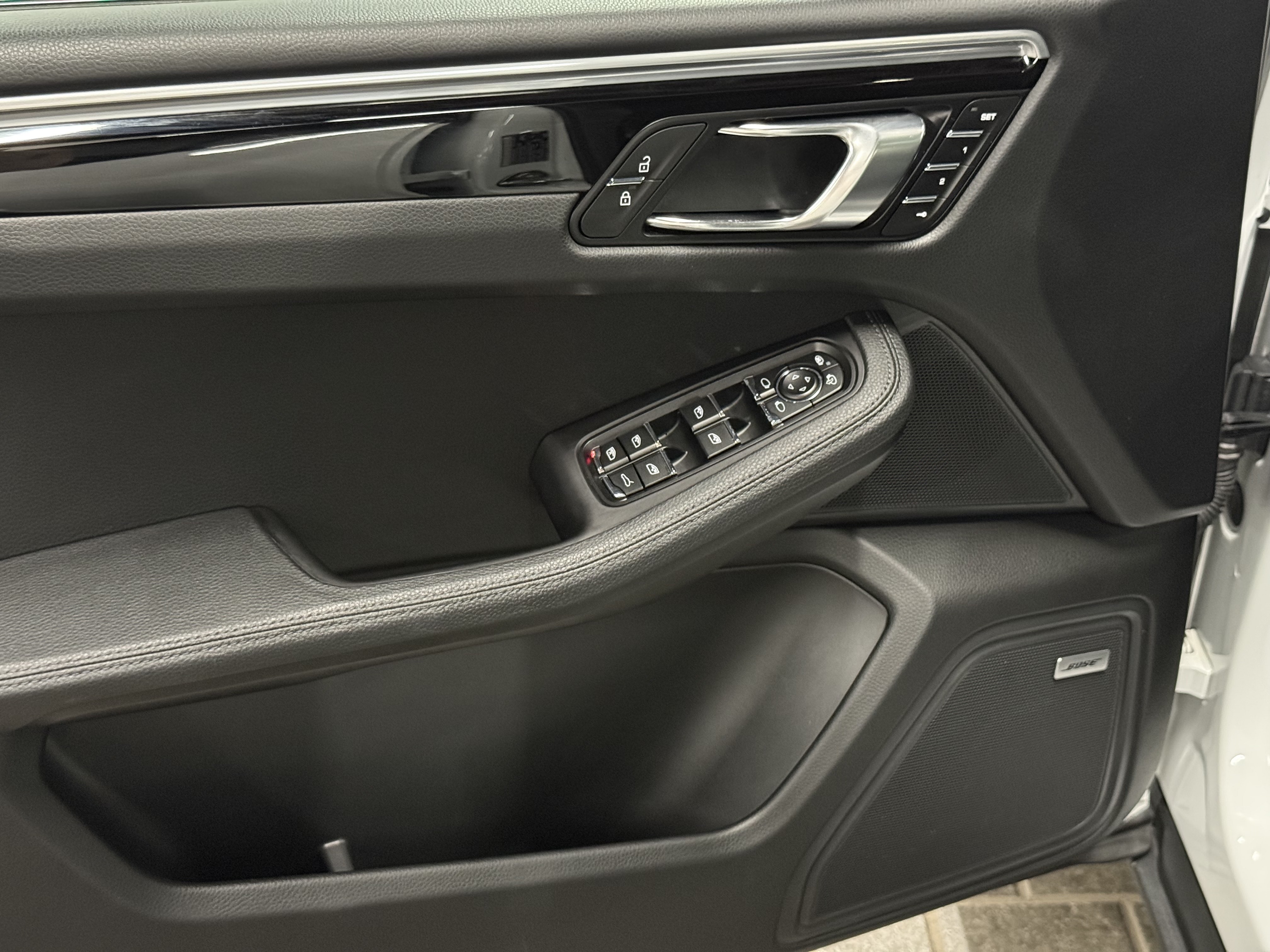 2021 Porsche Macan S AWD, Toronto, Cash