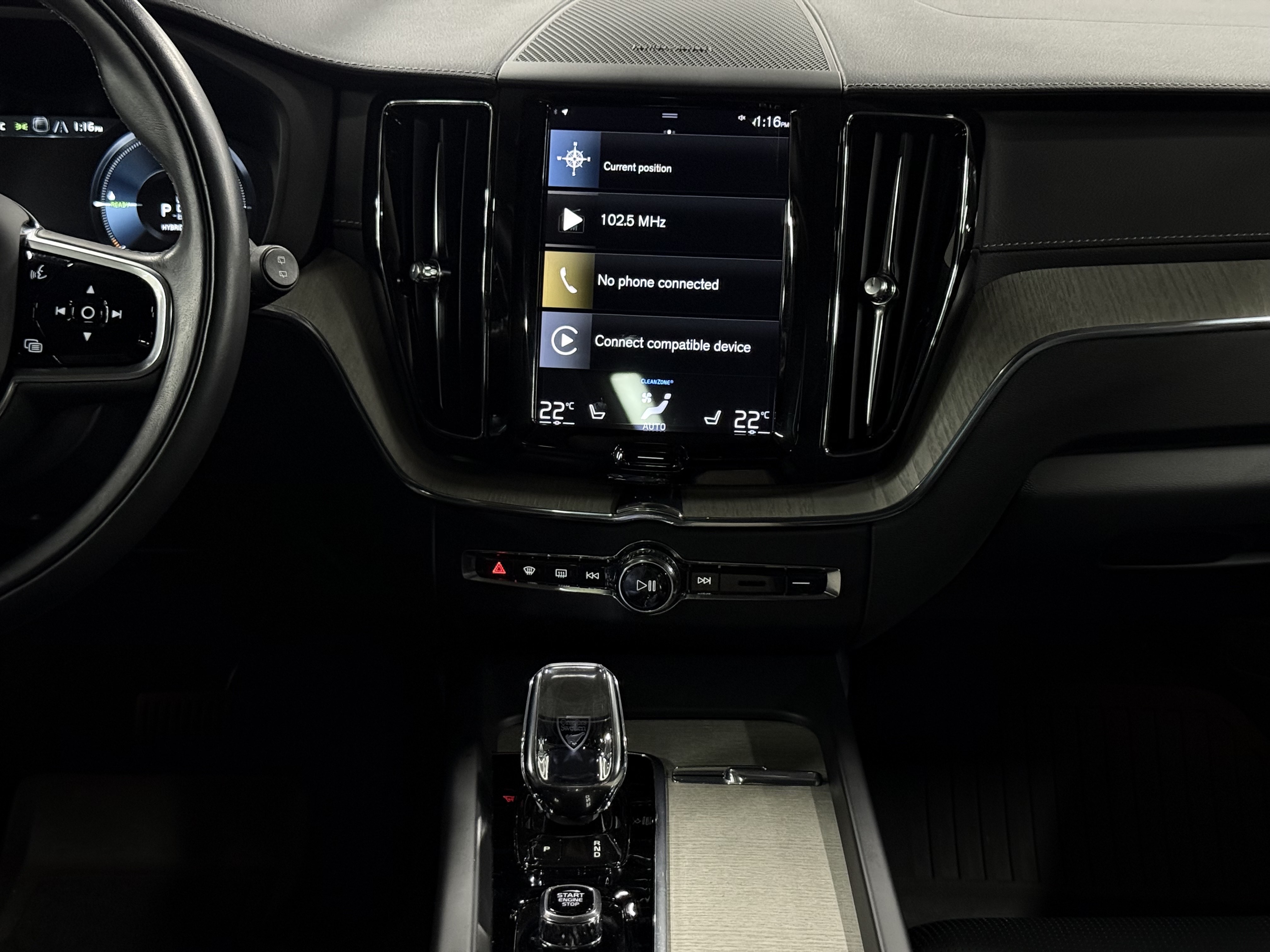 2021 Volvo XC60 Recharge T8 eAWD PHEV Inscription, Toronto, Cash