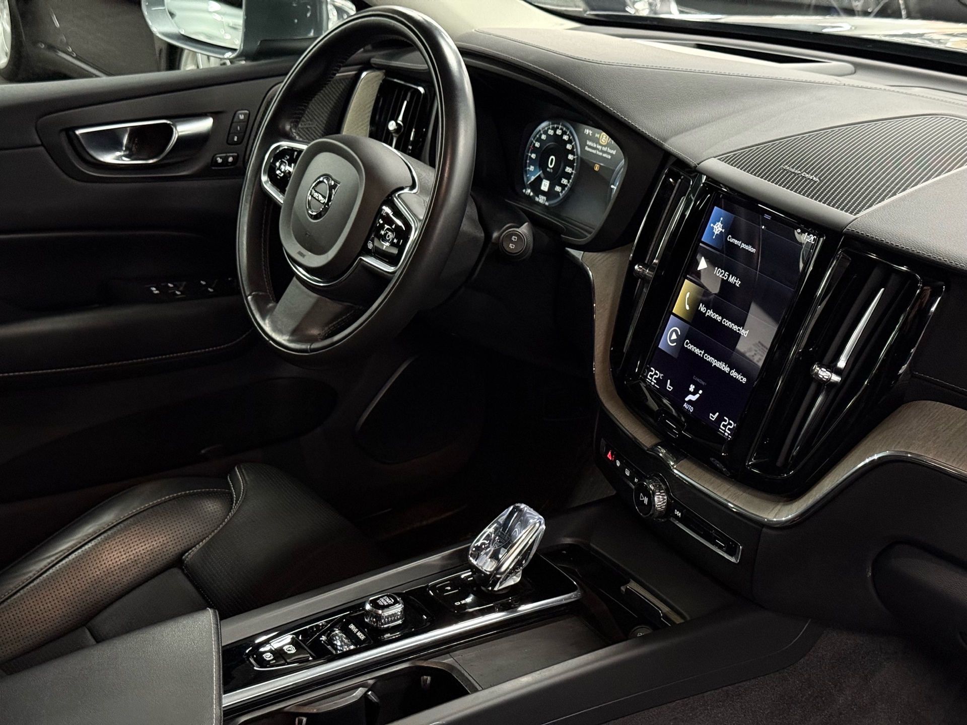 2021 Volvo XC60 Recharge T8 eAWD PHEV Inscription, Toronto, Cash