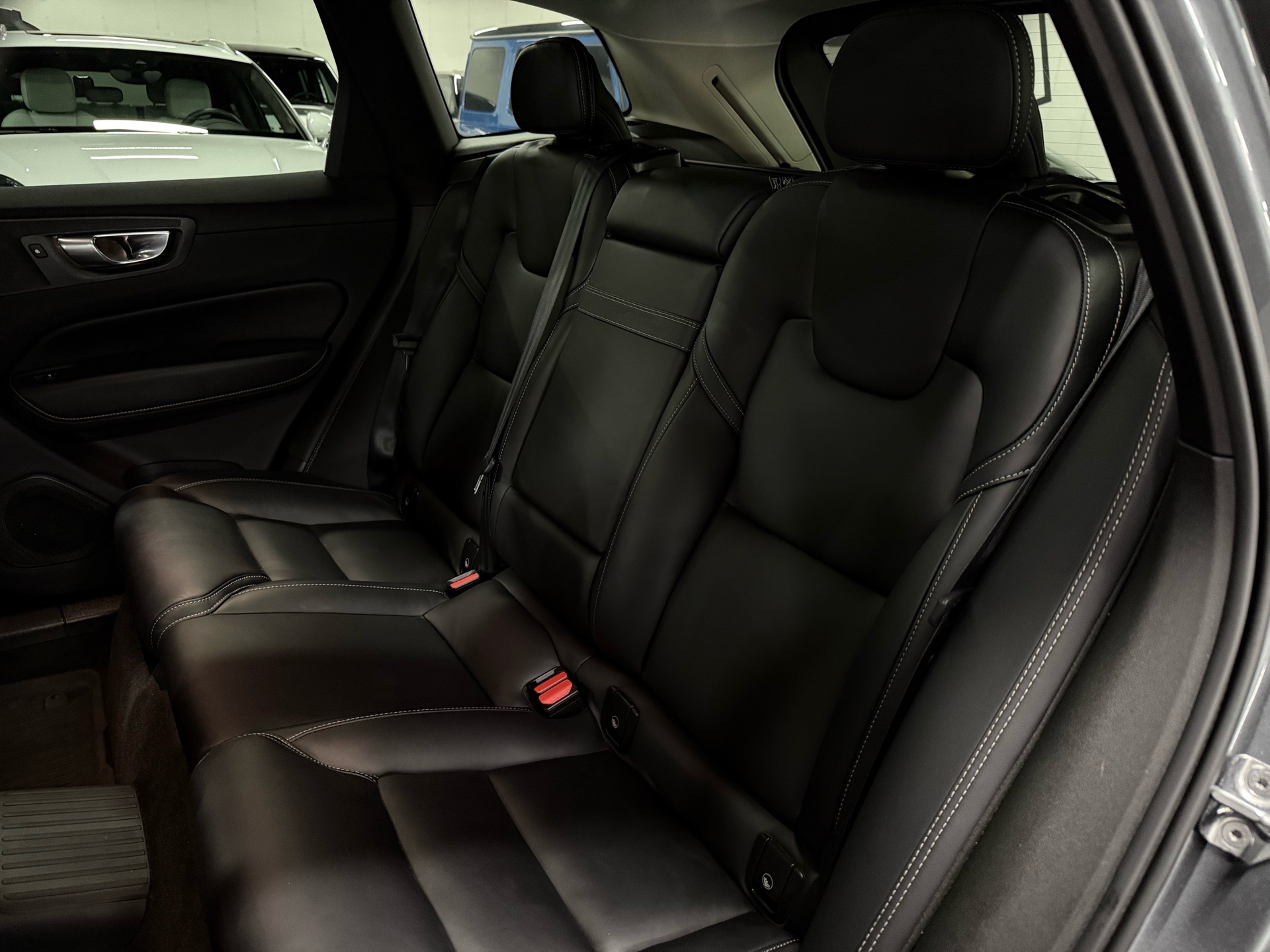 2021 Volvo XC60 Recharge T8 eAWD PHEV Inscription, Toronto, Cash