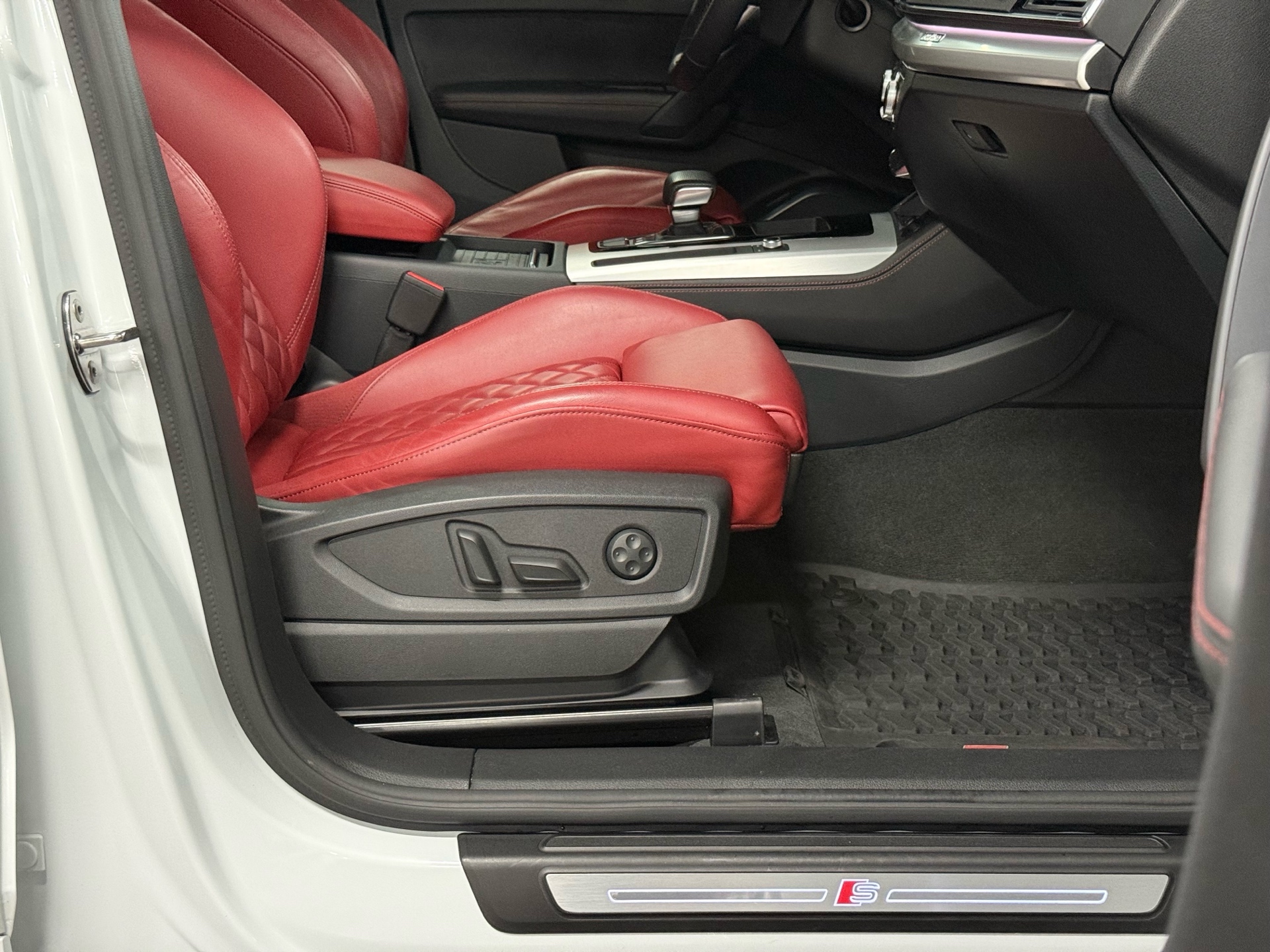 2022 Audi SQ5 Sportback Progressiv 3.0 TFSI quattro, 多伦多, 全款车