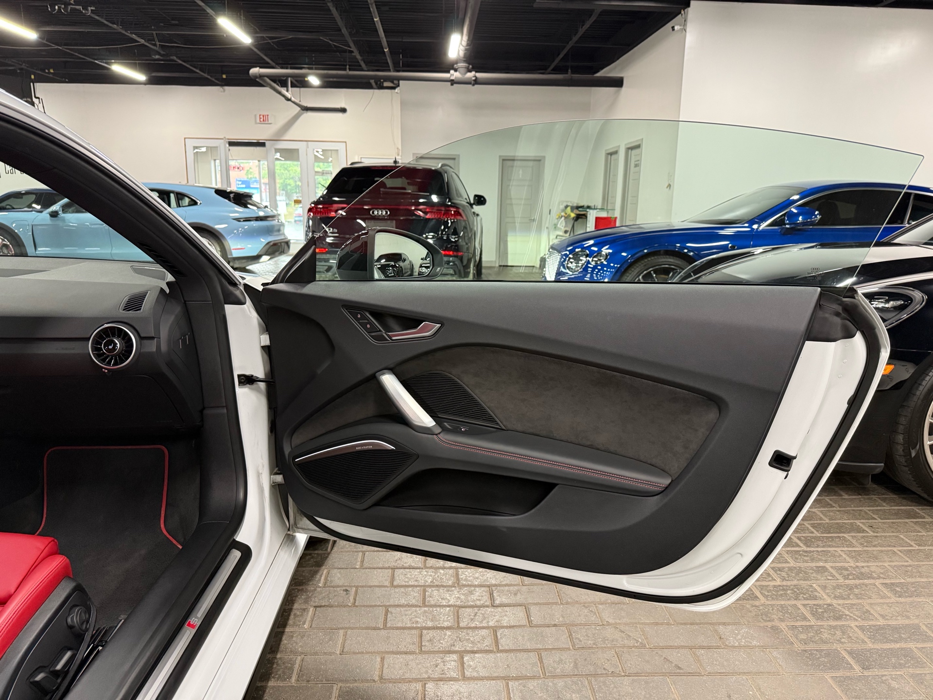 2022 Audi TTS 2.0 TFSI quattro, Toronto, Cash
