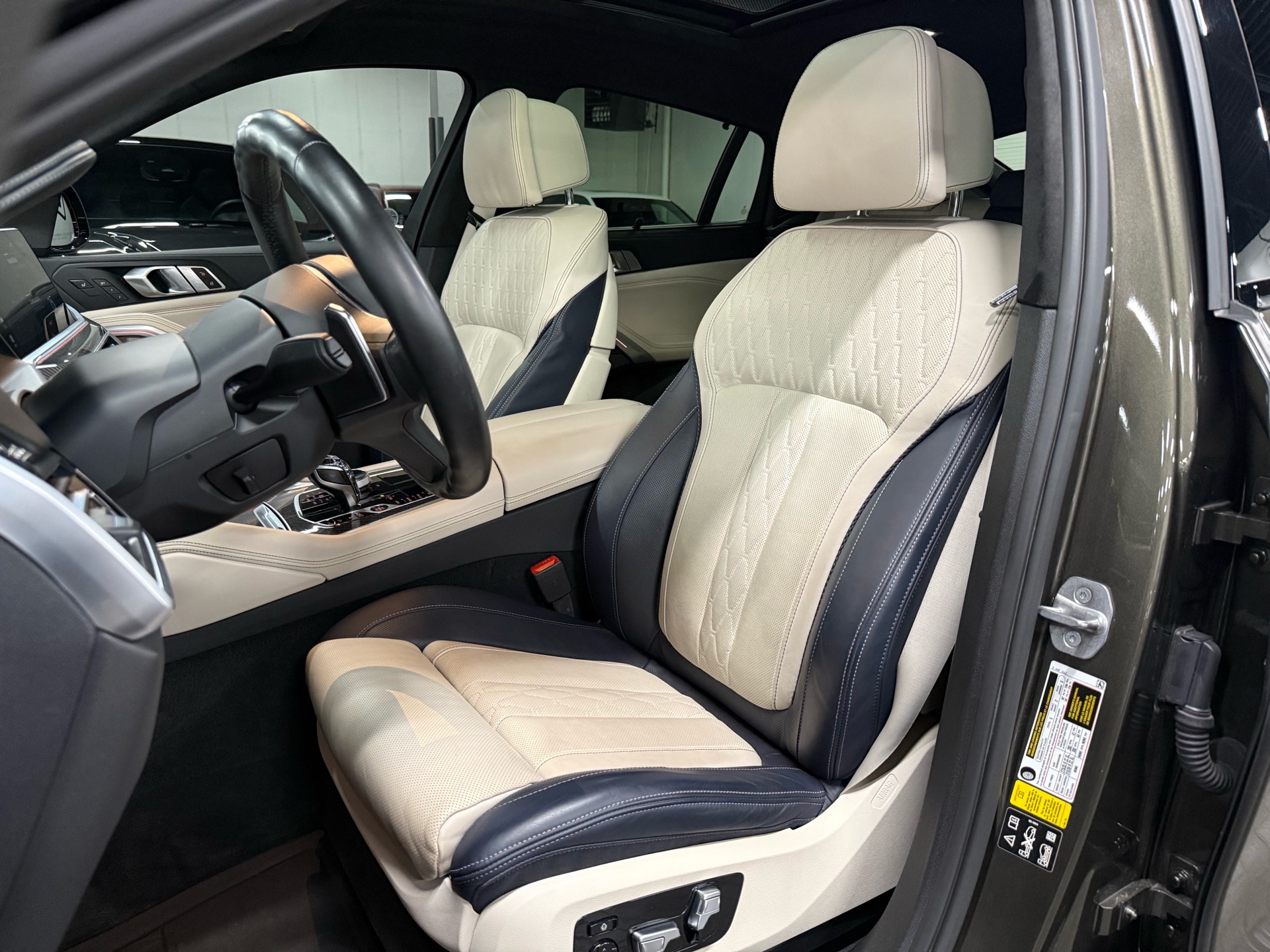 2022 BMW X6 M50i Sports Activity Coupe, 多伦多, 全款车
