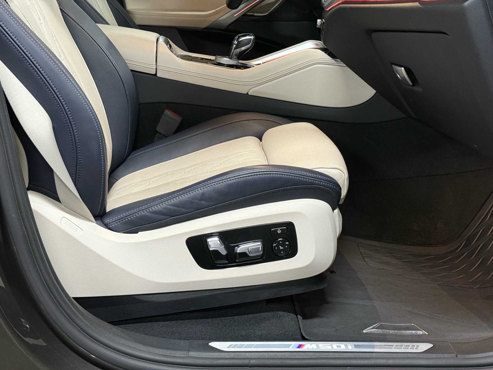 2022 BMW X6 M50i Sports Activity Coupe, 多伦多, 全款车