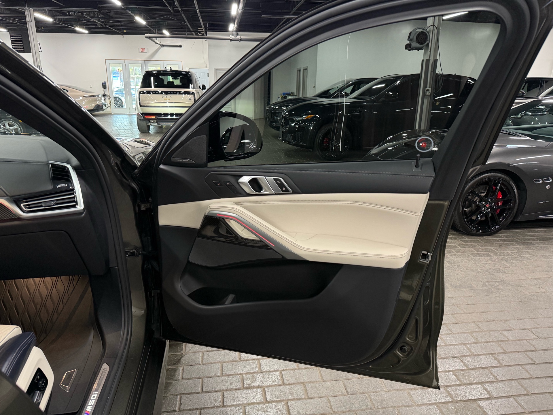 2022 BMW X6 M50i Sports Activity Coupe, 多伦多, 全款车