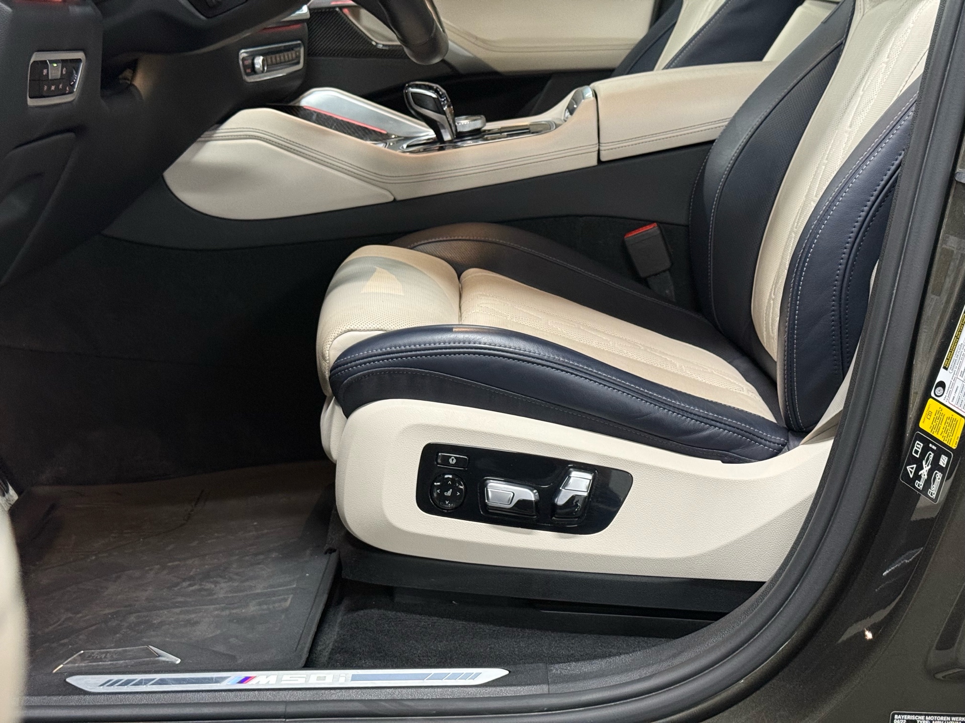 2022 BMW X6 M50i Sports Activity Coupe, 多伦多, 全款车
