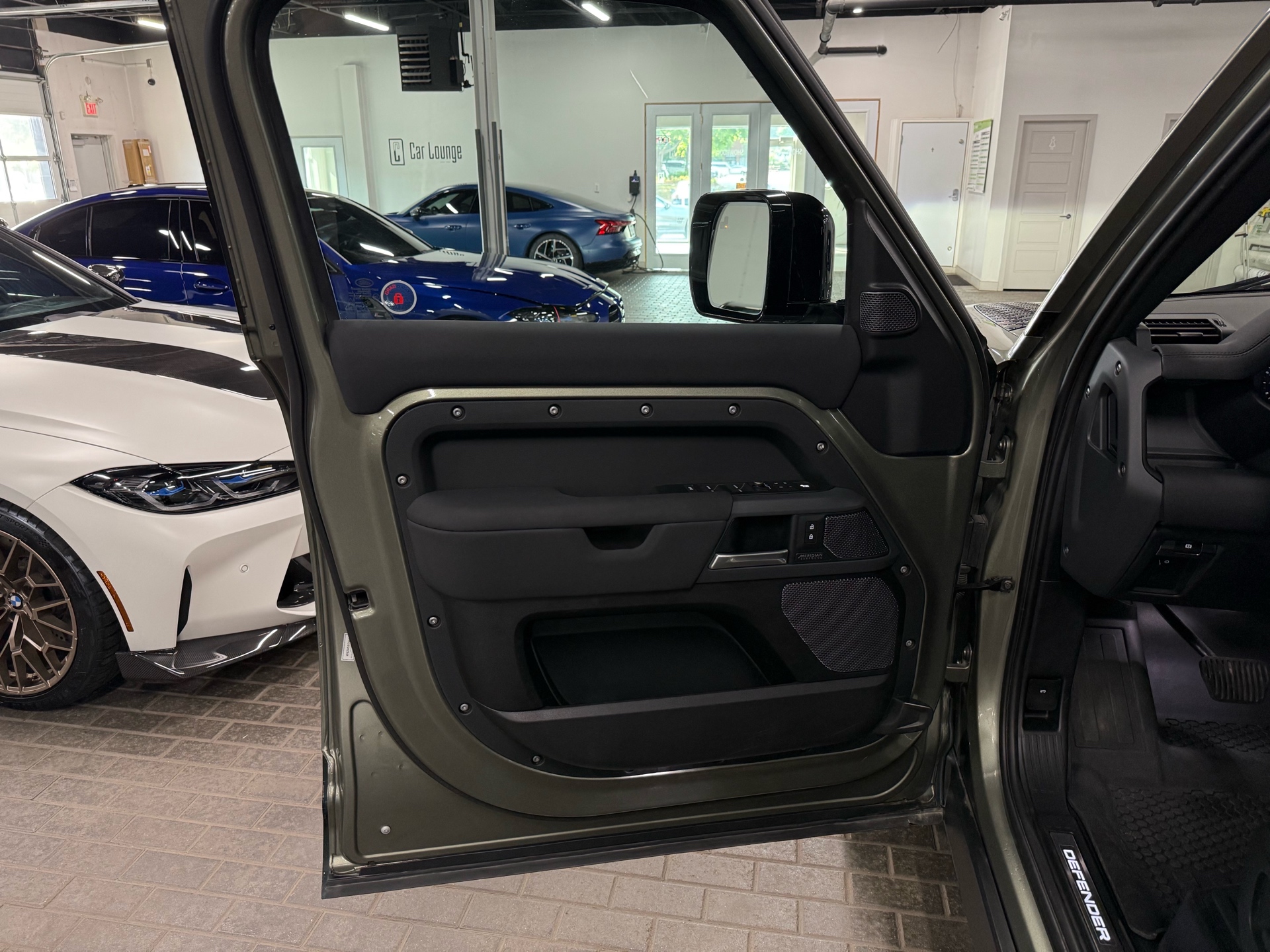 2022 Land Rover Defender 110 X-Dynamic SE AWD, Toronto, Cash