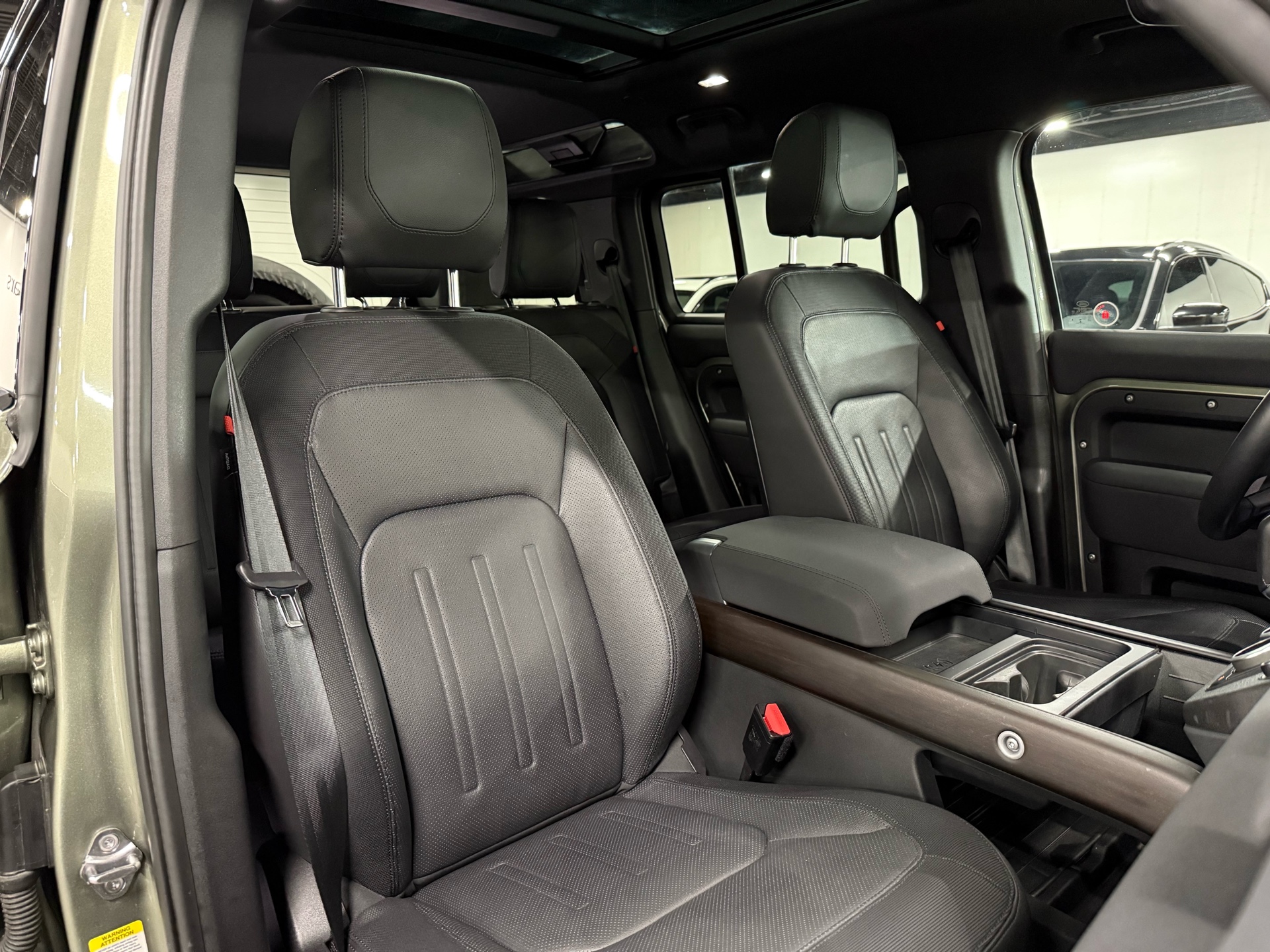 2022 Land Rover Defender 110 X-Dynamic SE AWD, Toronto, Cash