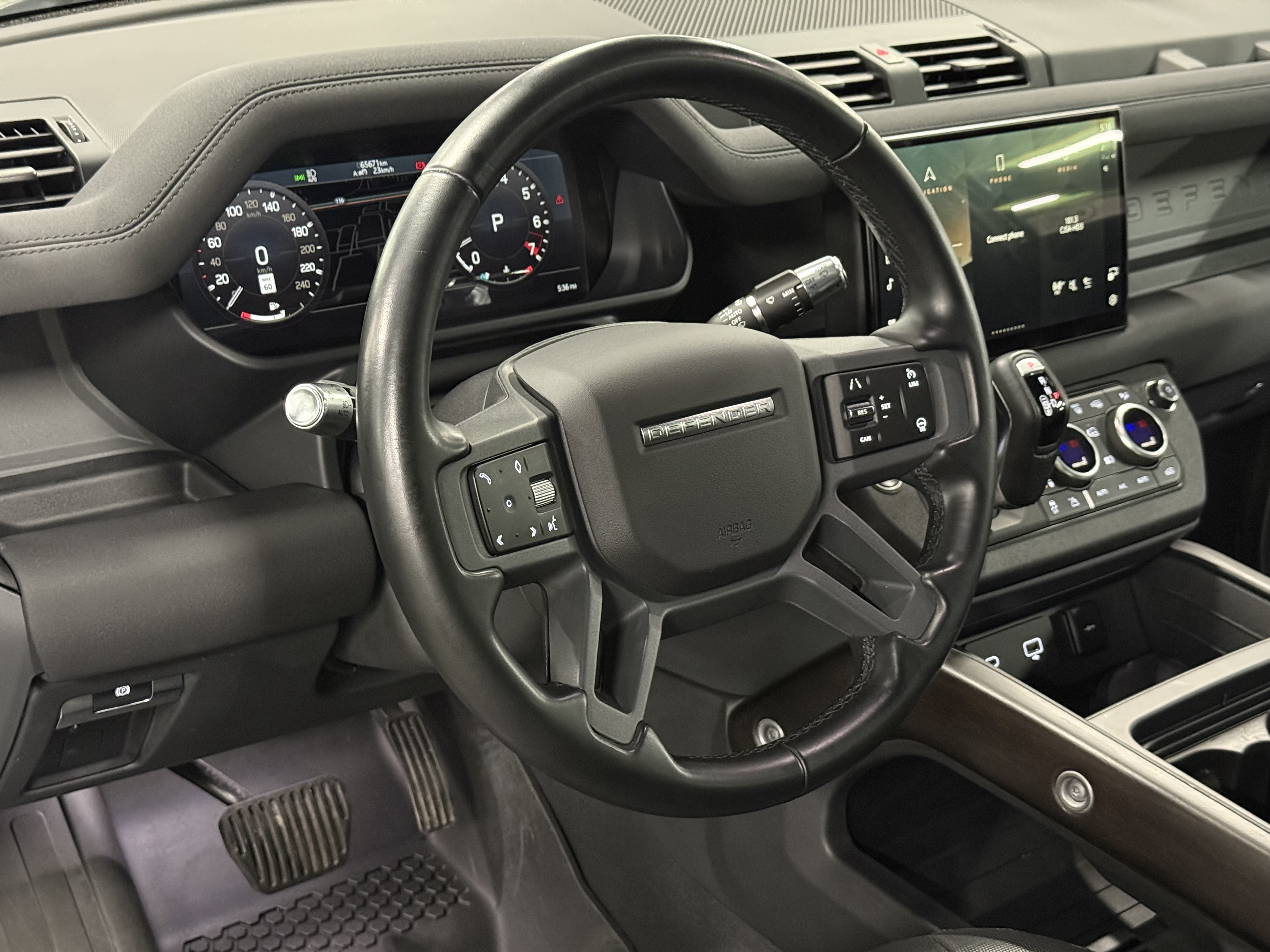 2022 Land Rover Defender 110 X-Dynamic SE AWD, Toronto, Cash