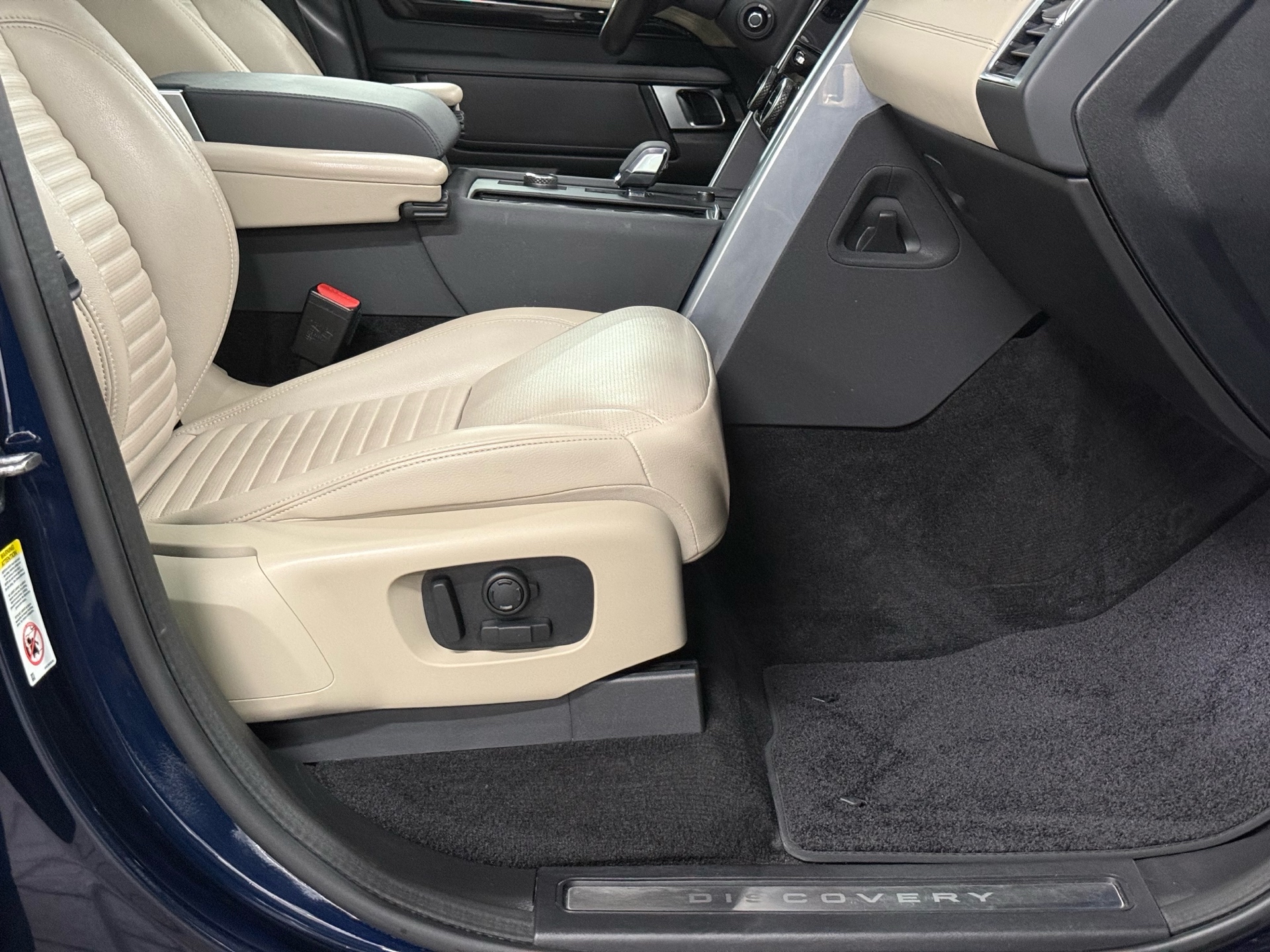 2022 Land Rover Discovery P360 S, 多伦多, 全款车