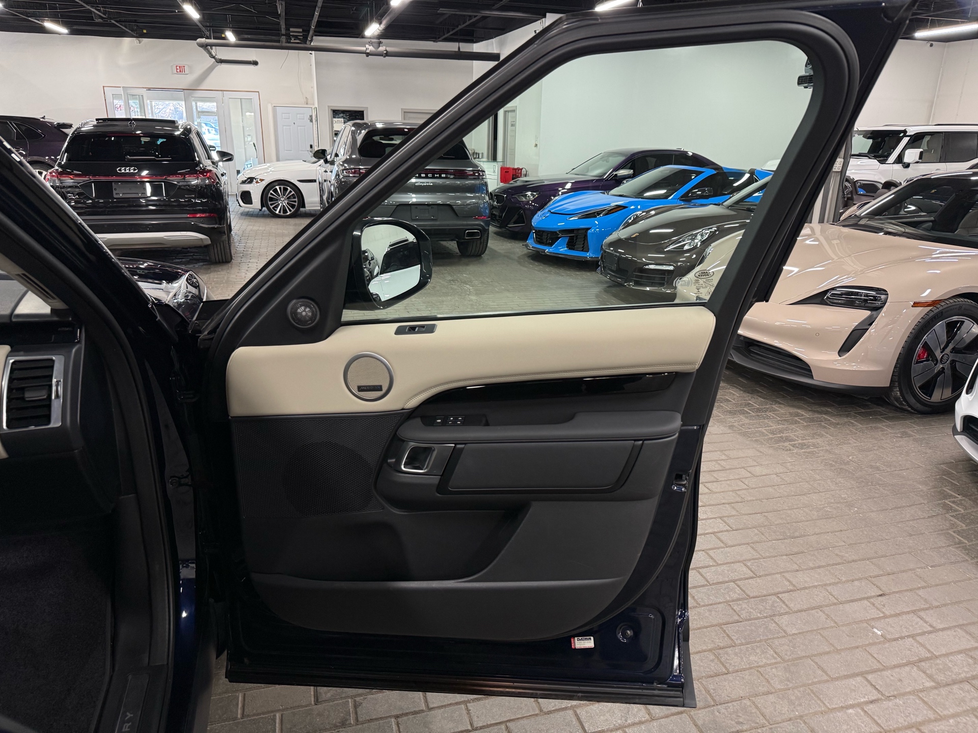 2022 Land Rover Discovery P360 S, 多伦多, 全款车