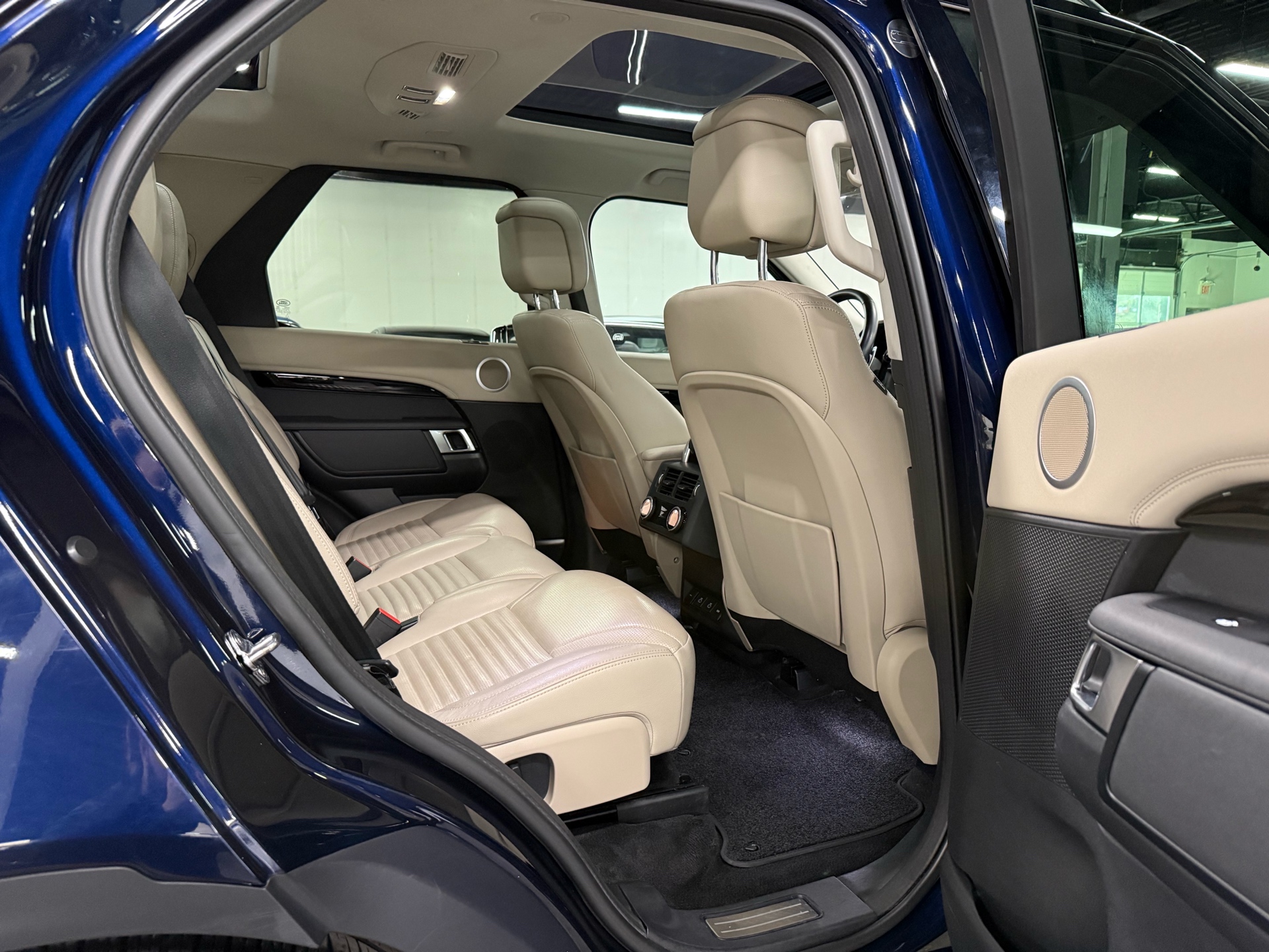 2022 Land Rover Discovery P360 S, 多伦多, 全款车