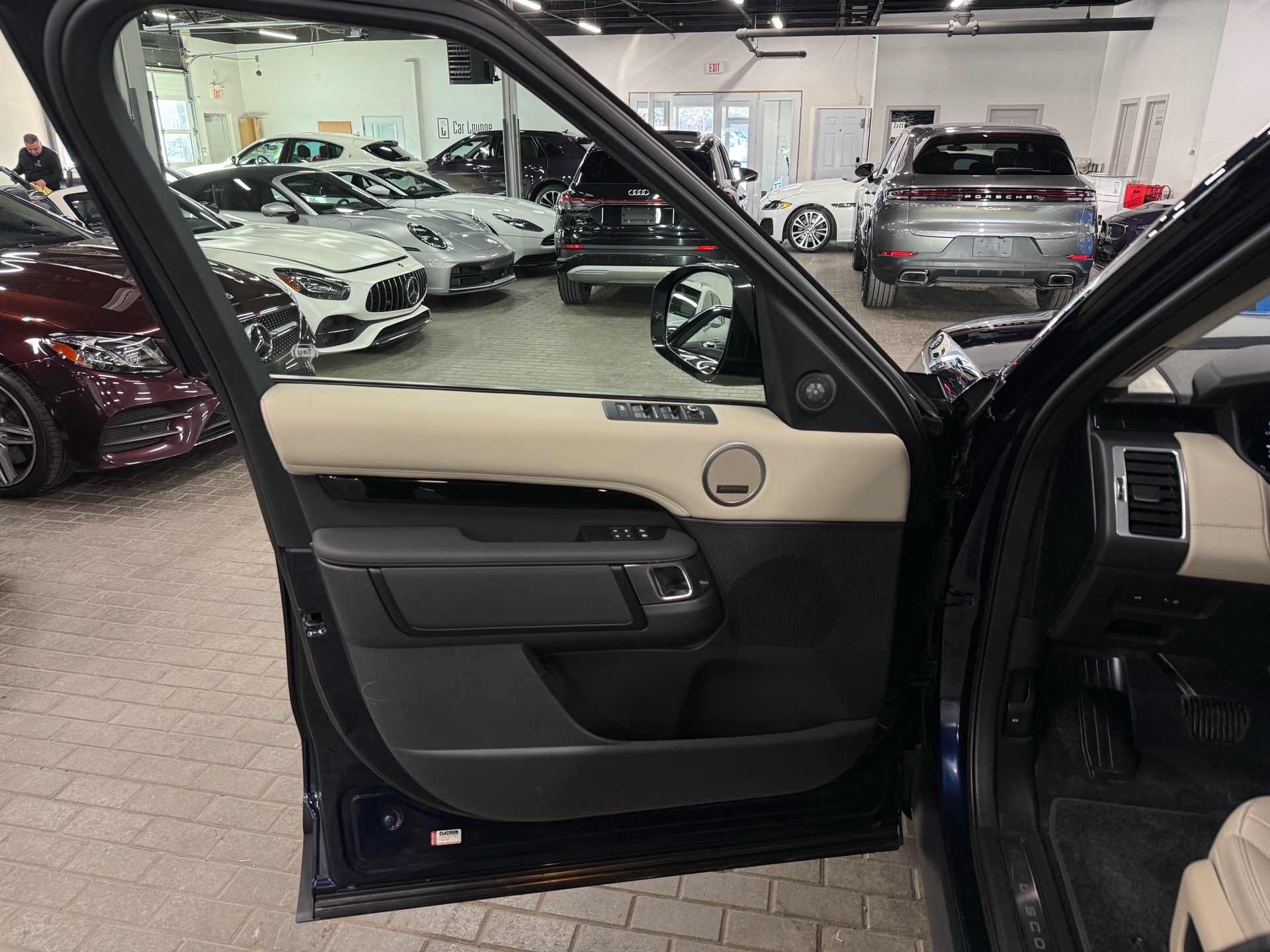 2022 Land Rover Discovery P360 S, 多伦多, 全款车