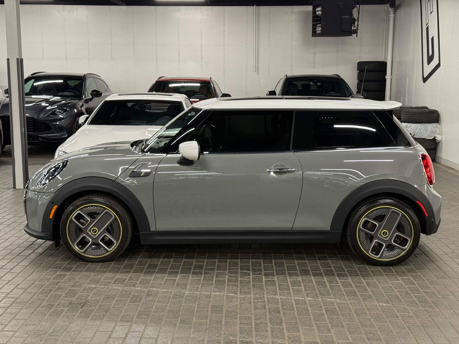 2022 MINI 3 Door Cooper SE | ELECTRIC EV, Toronto, Cash