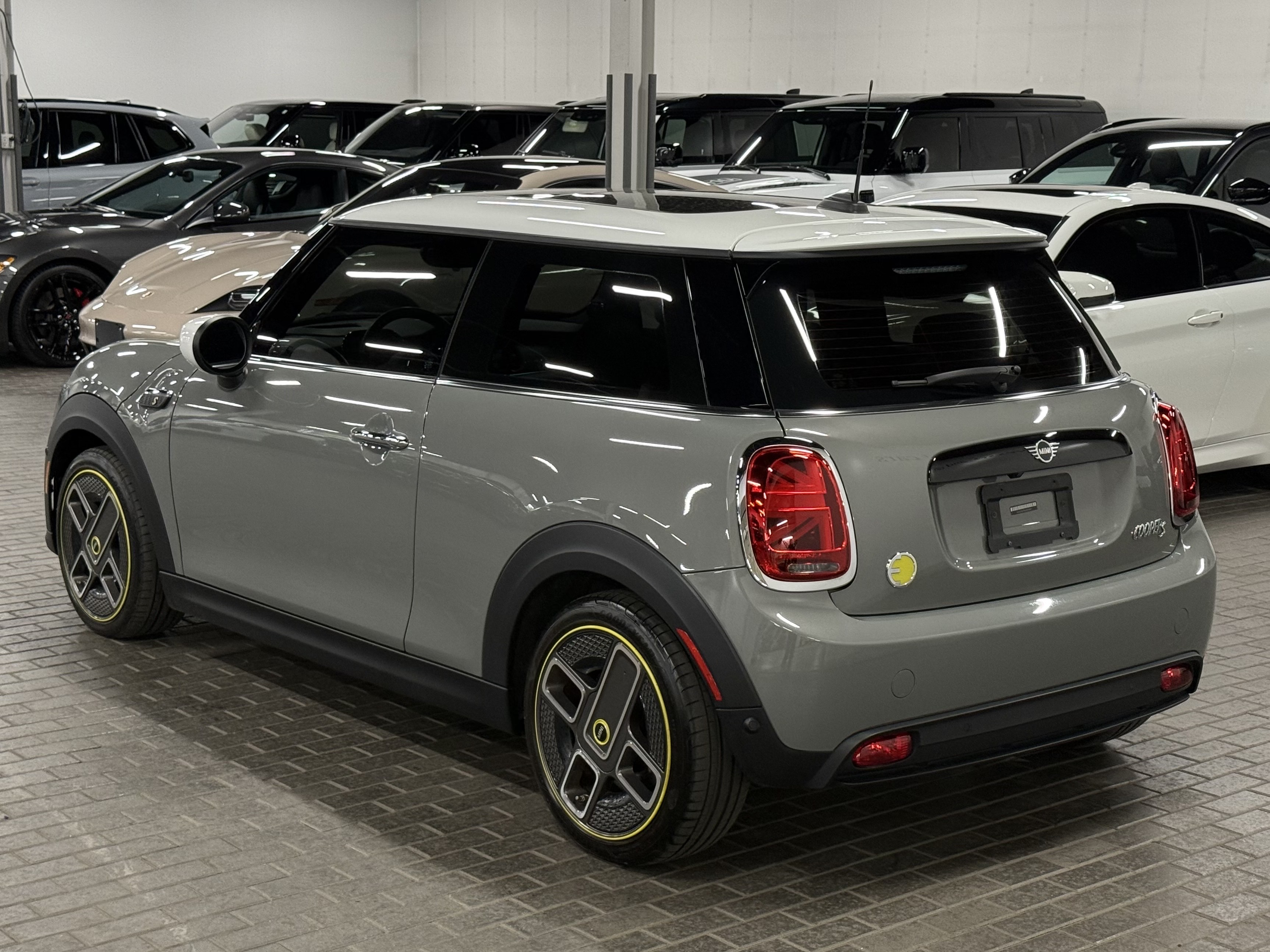 2022 MINI 3 Door Cooper SE | ELECTRIC EV, Toronto, Cash