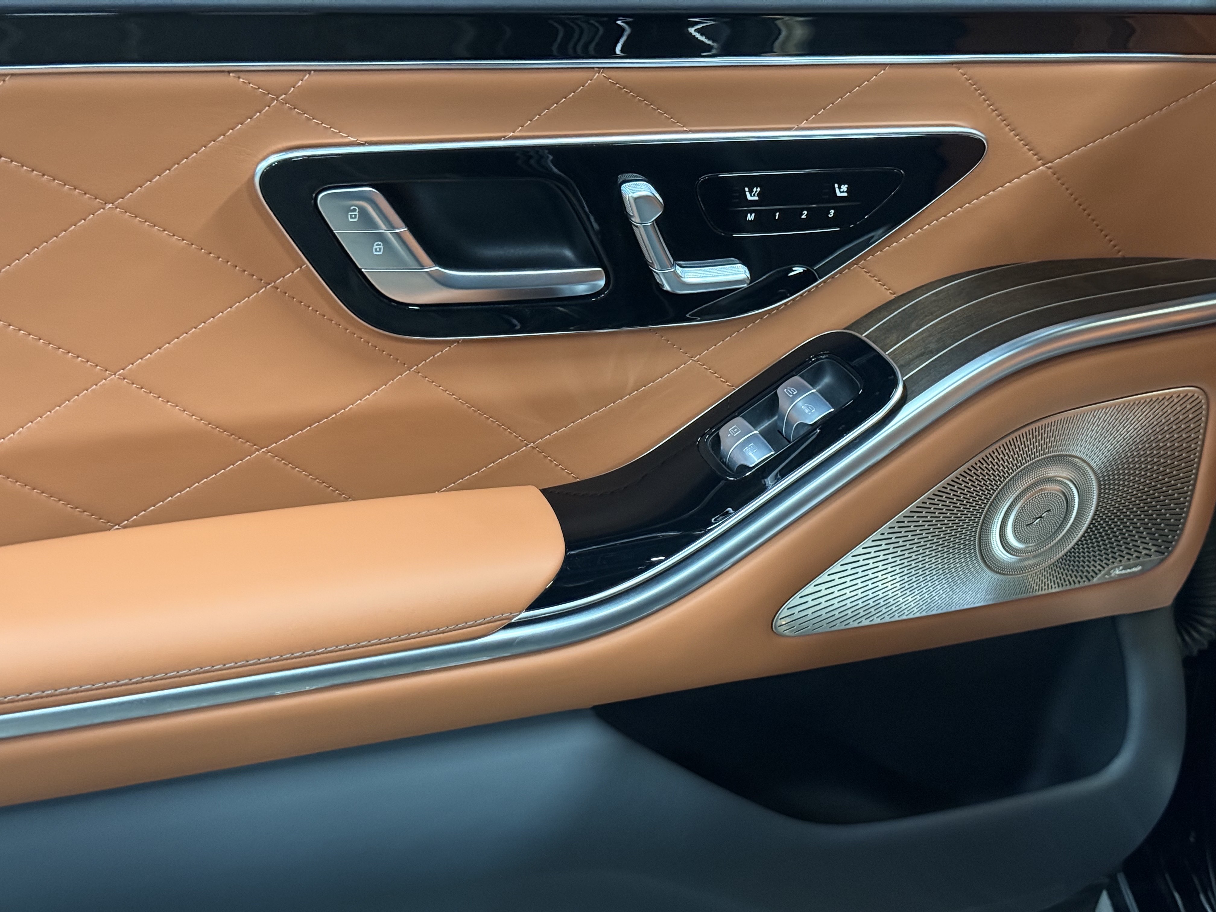 2022 Mercedes-Benz S-Class S 580 4MATIC Sedan, Toronto, Cash