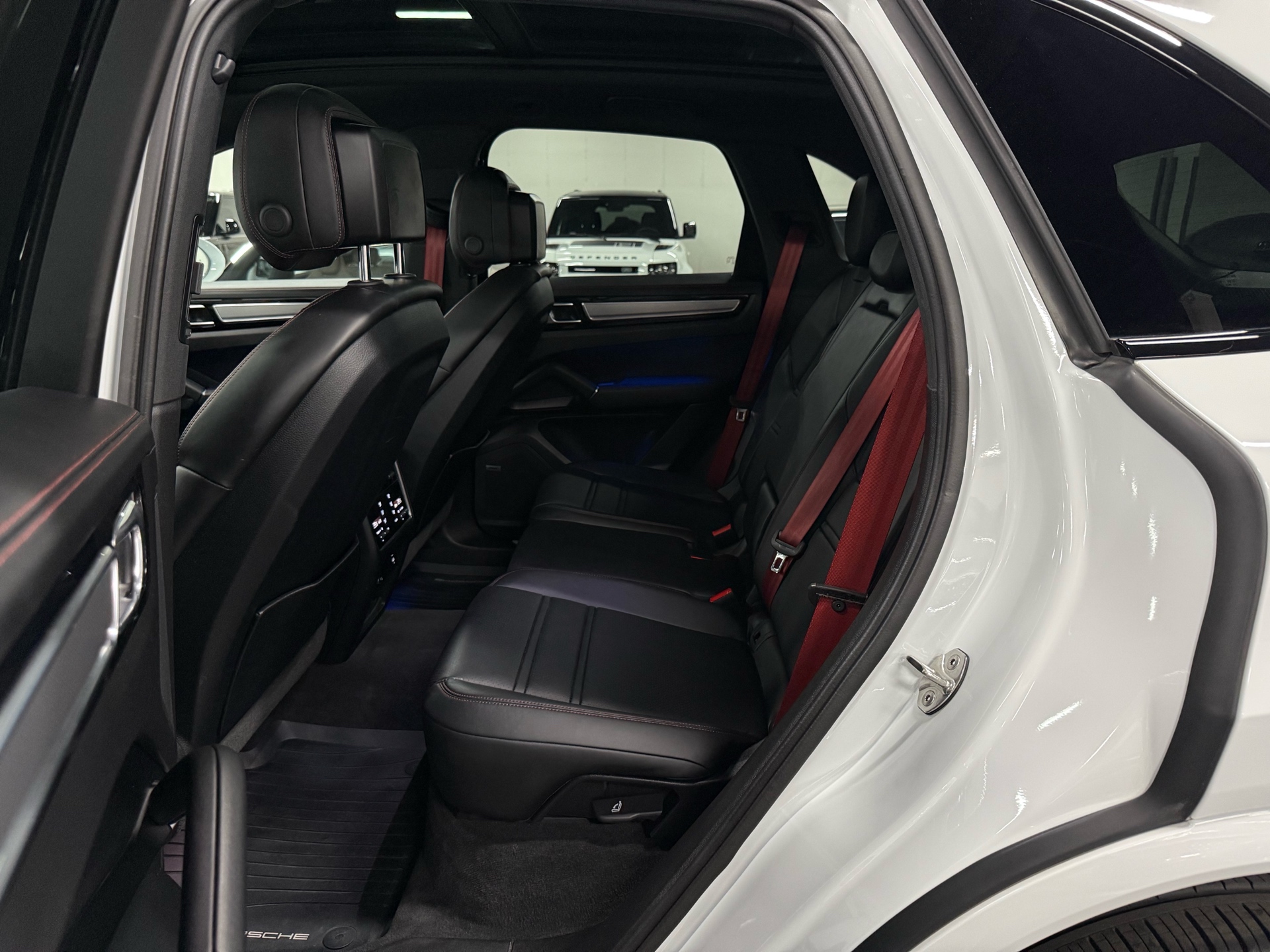 2022 Porsche Cayenne PLATINUM EDITION, 多伦多, 全款车