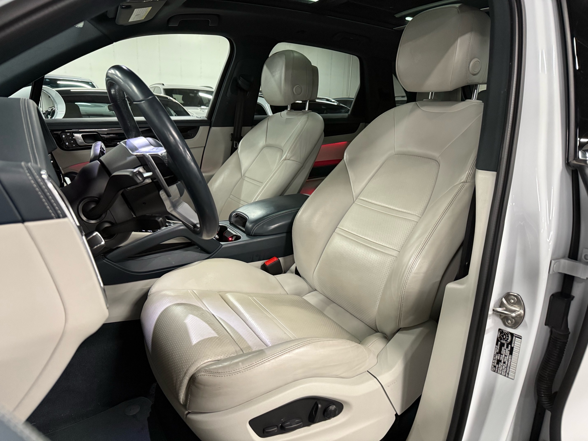 2022 Porsche Cayenne AWD, 多伦多, 全款车