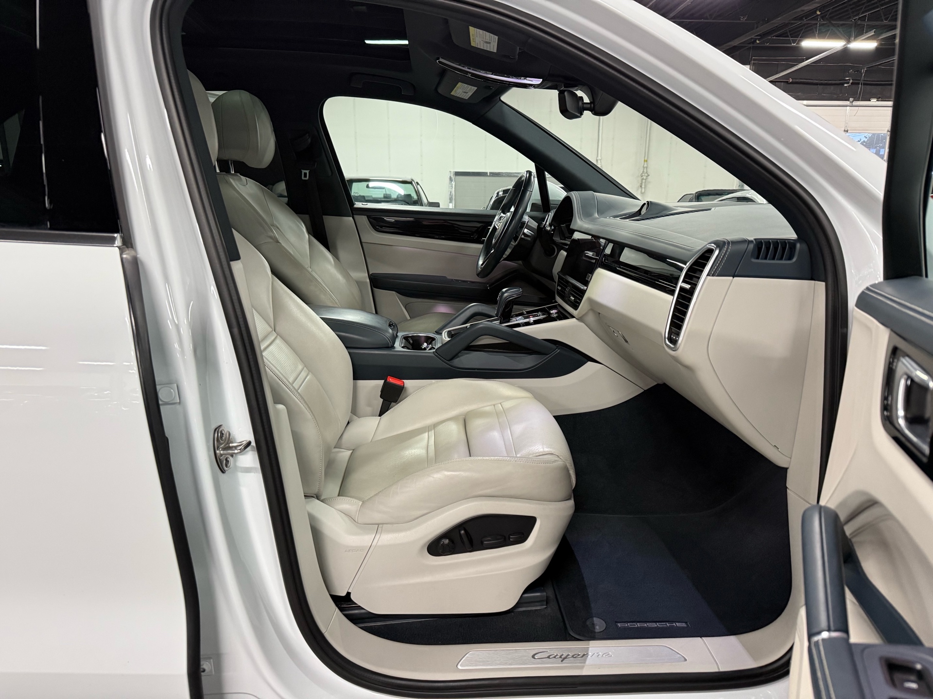 2022 Porsche Cayenne AWD, 多伦多, 全款车