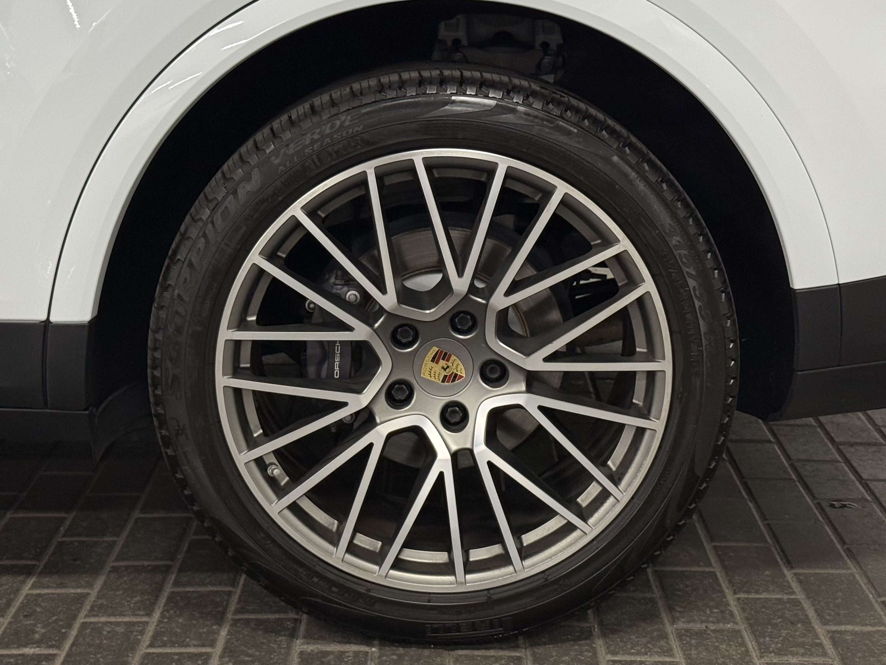 2022 Porsche Cayenne PLATINUM EDITION, 多伦多, 全款车