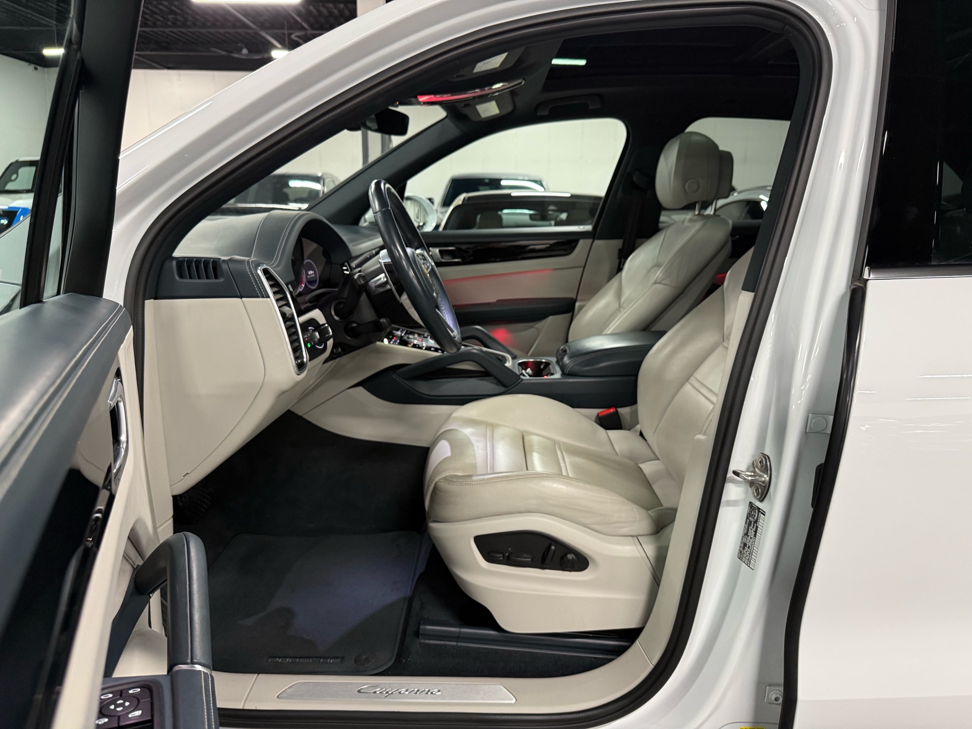 2022 Porsche Cayenne AWD, 多伦多, 全款车