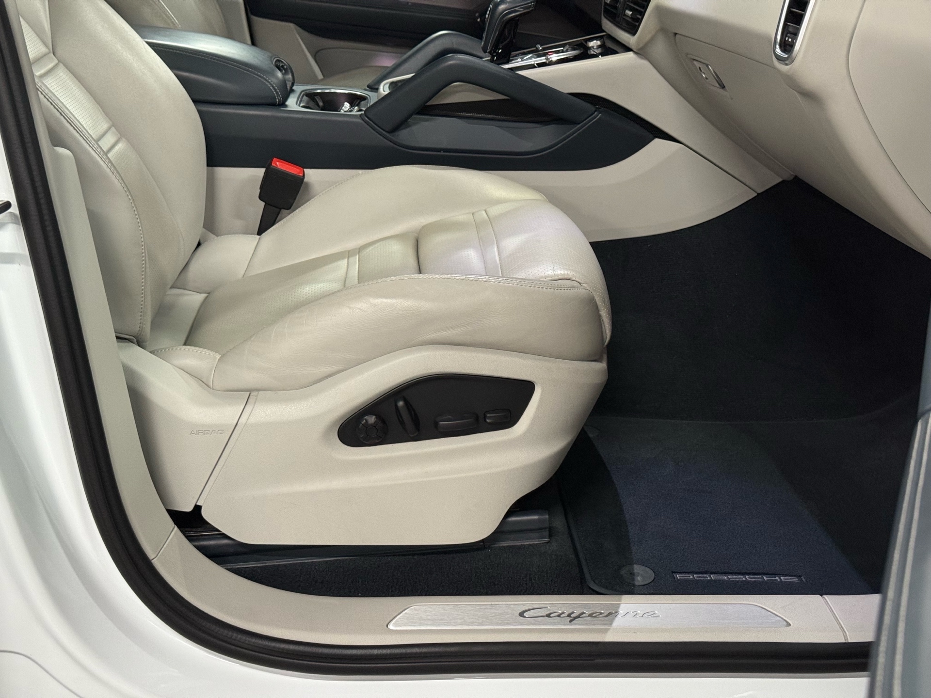 2022 Porsche Cayenne AWD, 多伦多, 全款车