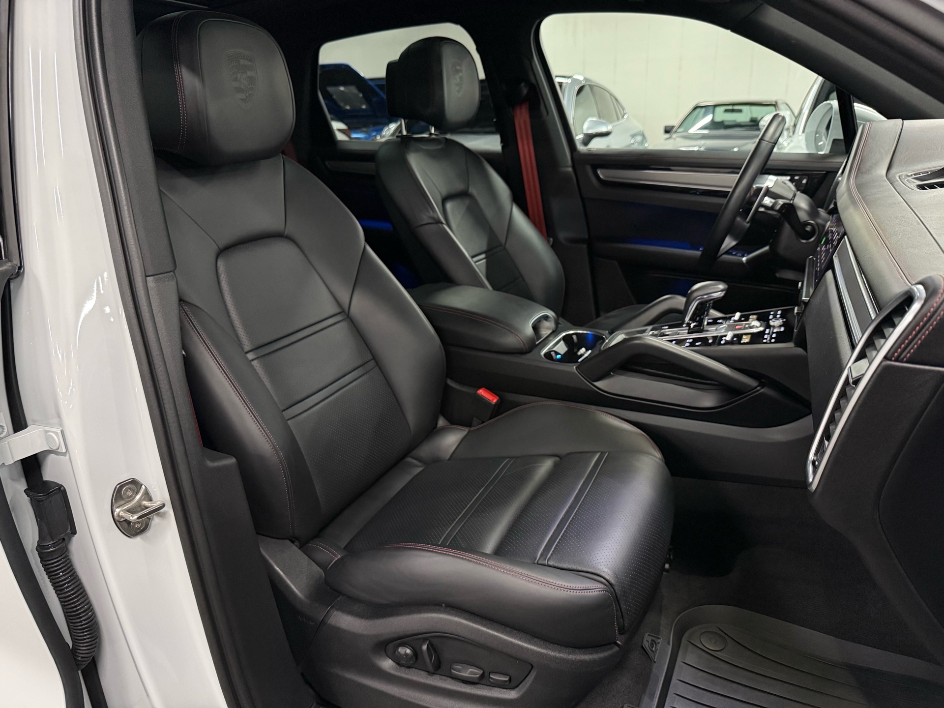 2022 Porsche Cayenne PLATINUM EDITION, 多伦多, 全款车