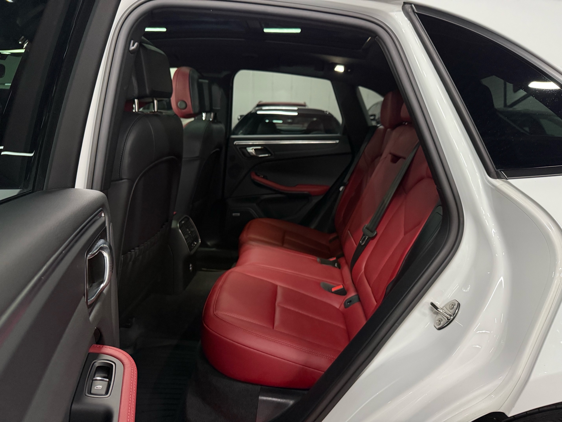 2022 Porsche Macan AWD | FULL LEATHER DASH, 多伦多, 全款车