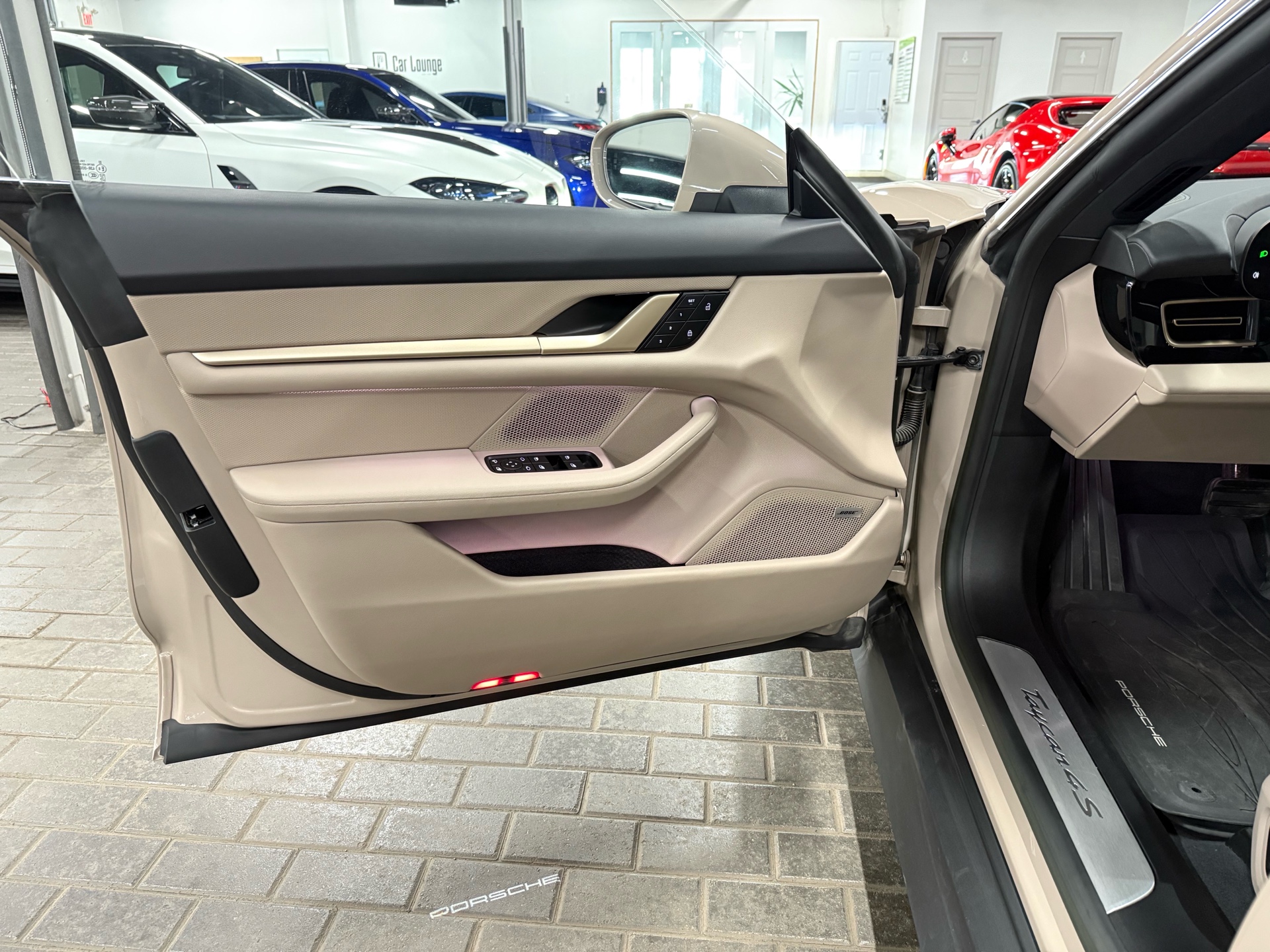 2022 Porsche  Taycan  4S AWD , Toronto, Lease Quote Provided