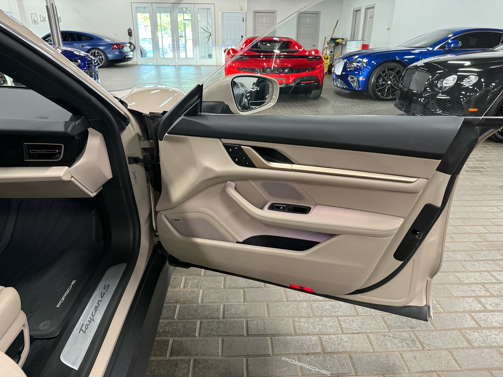 2022 Porsche  Taycan  4S AWD , Toronto, Lease Quote Provided