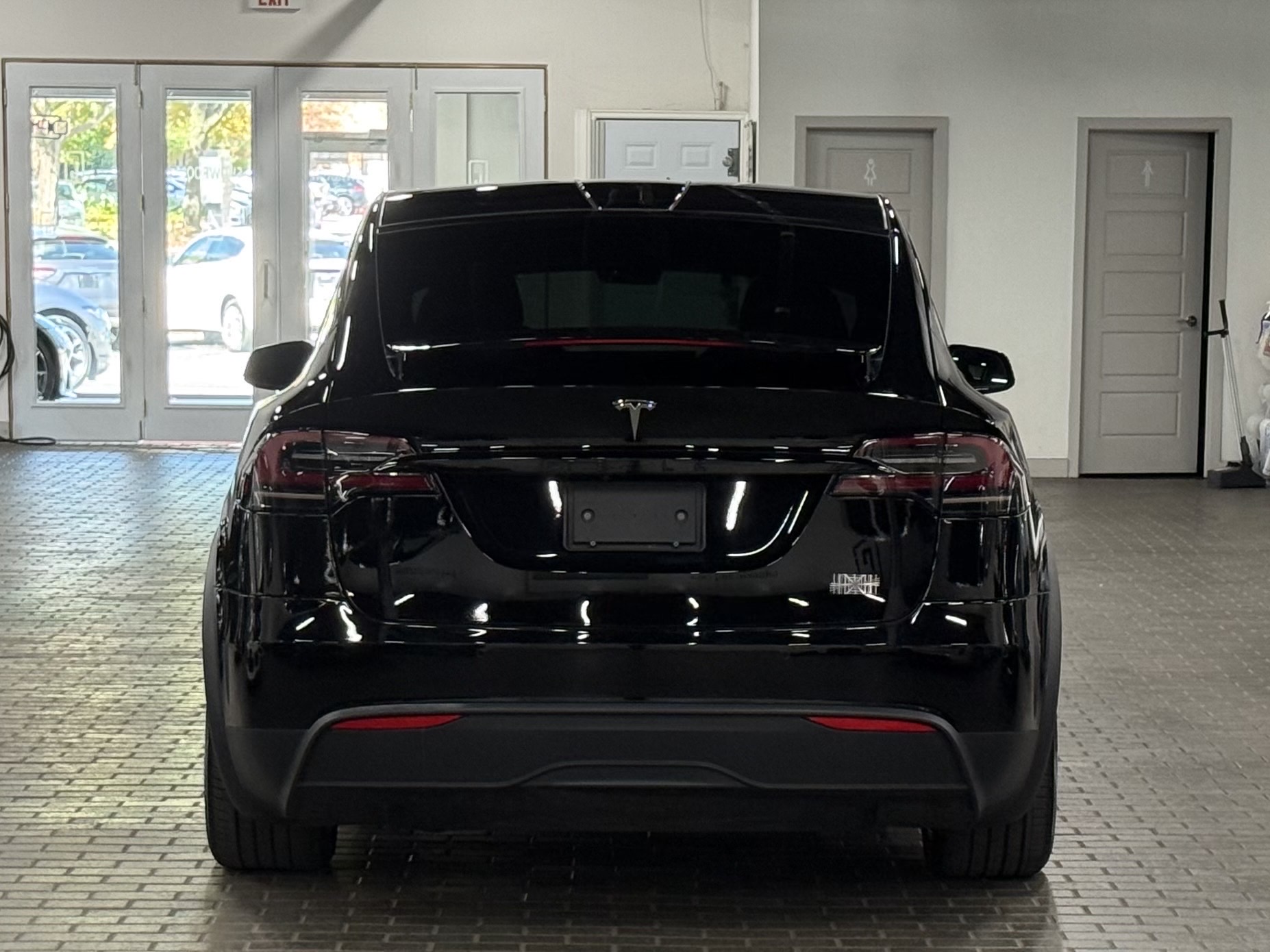 2022 Tesla Model X Plaid AWD, Toronto, Cash