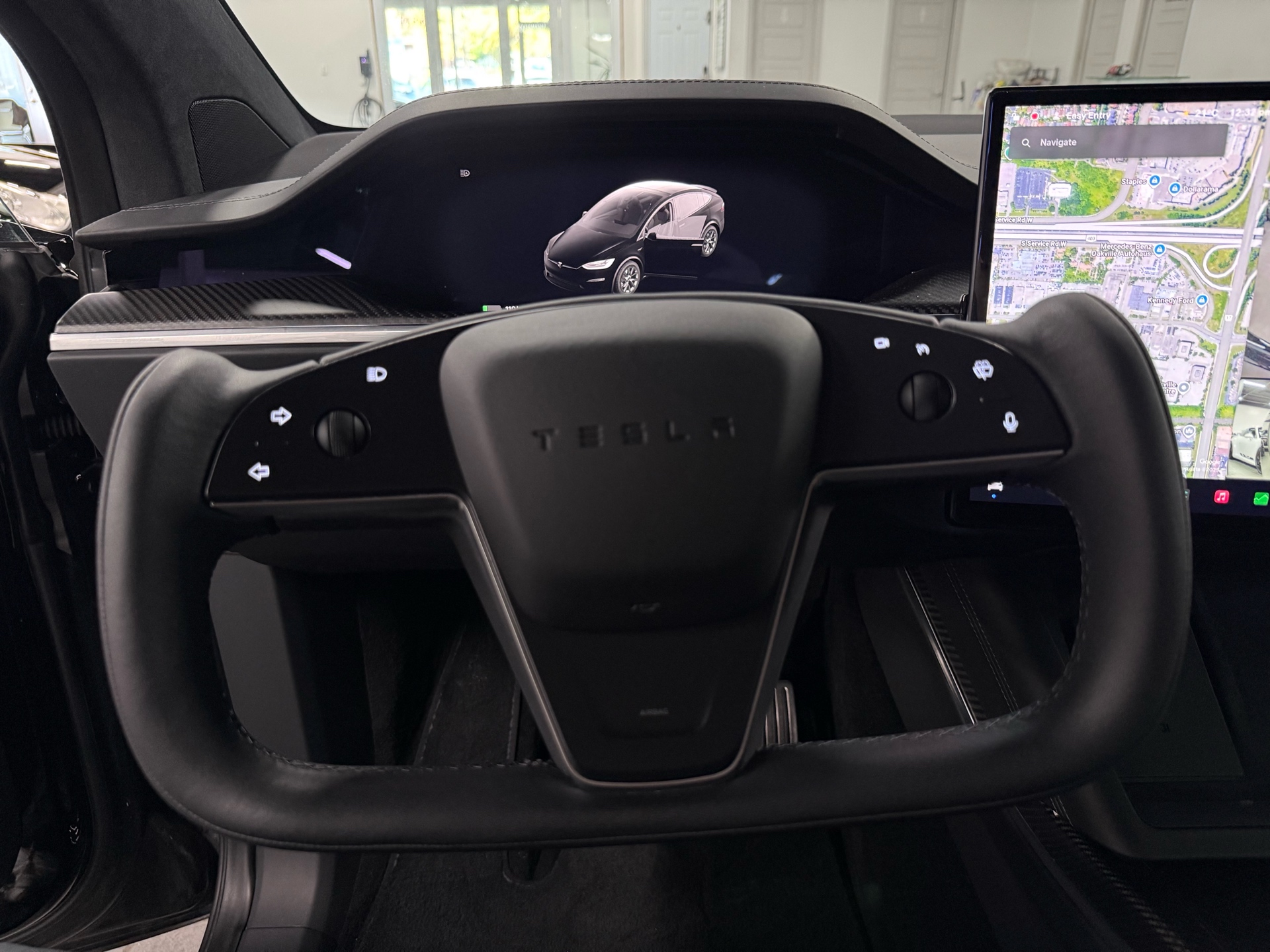 2022 Tesla Model X Plaid AWD, Toronto, Cash