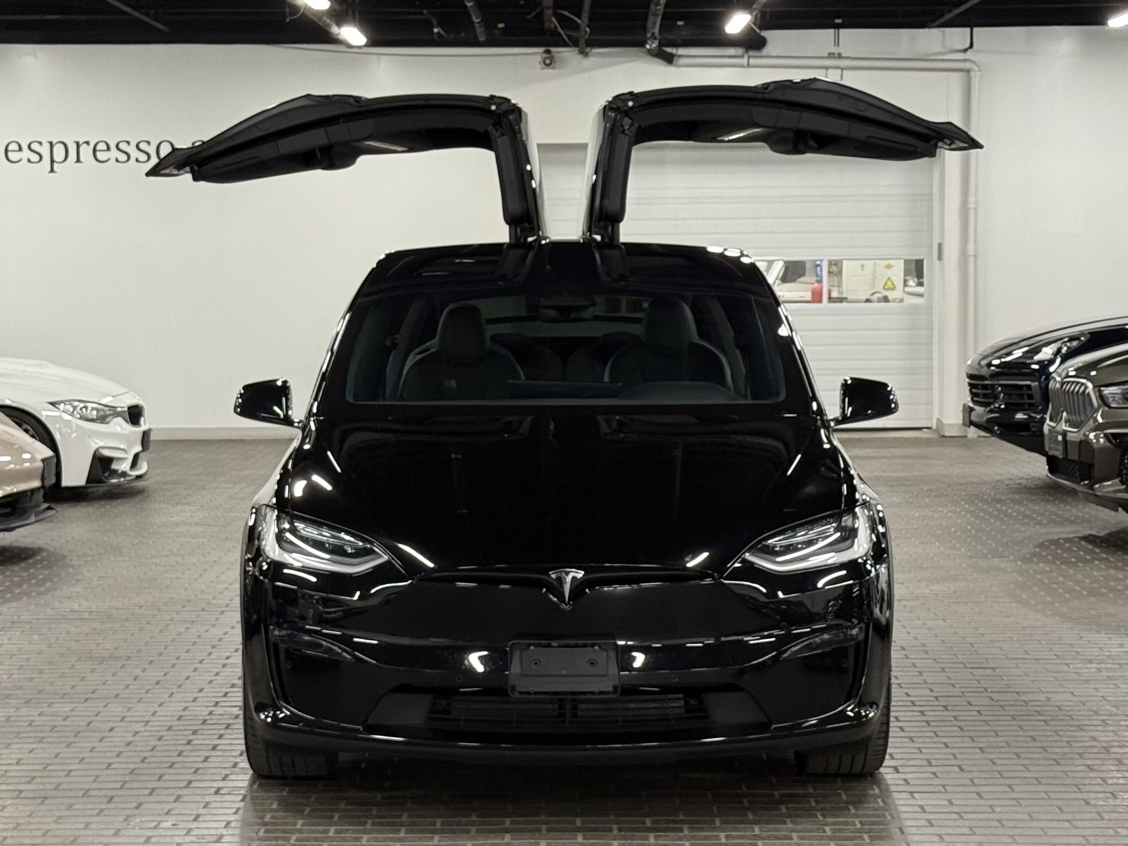 2022 Tesla Model X Plaid AWD, Toronto, Cash