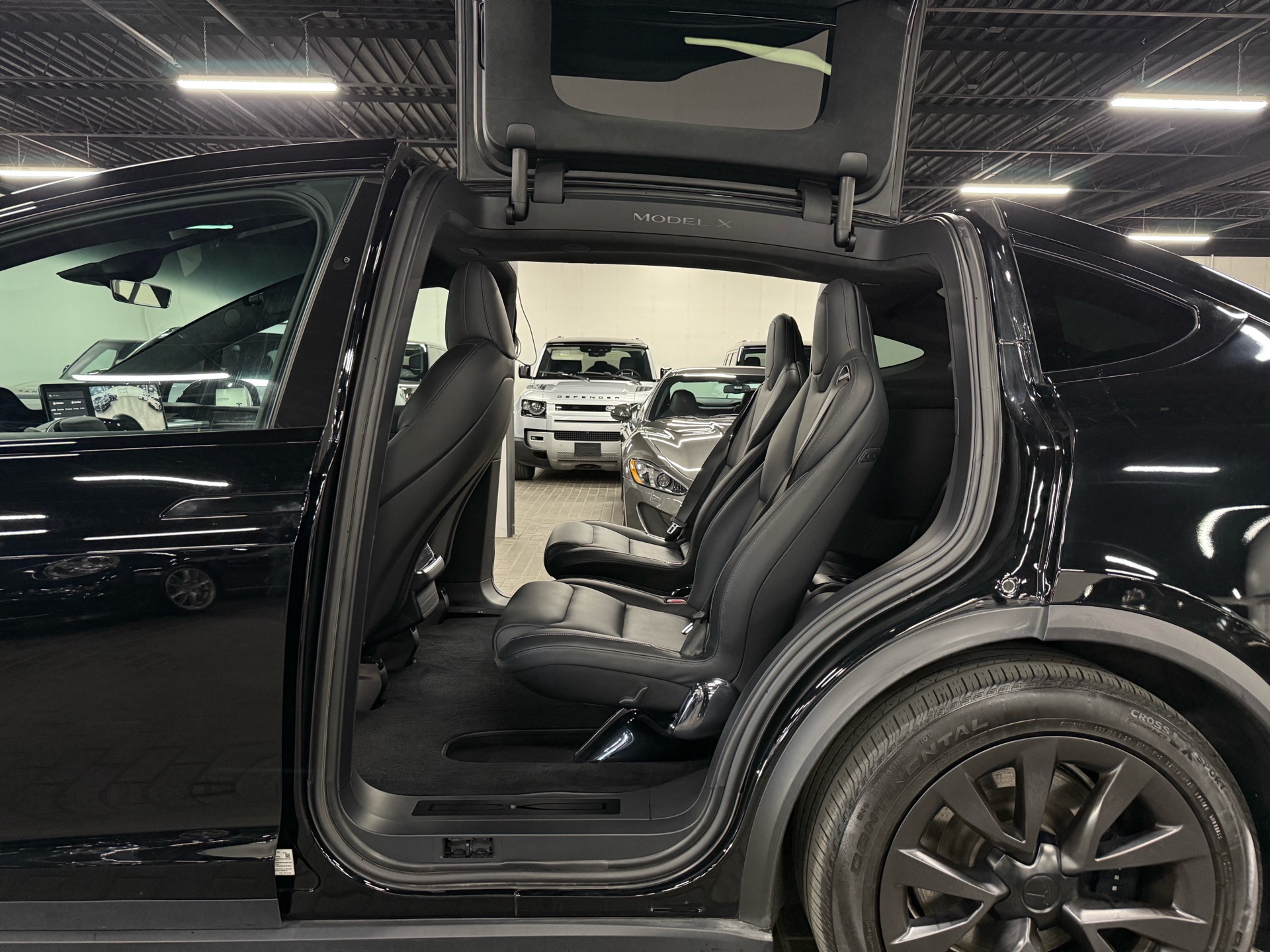 2022 Tesla Model X Plaid AWD, Toronto, Cash
