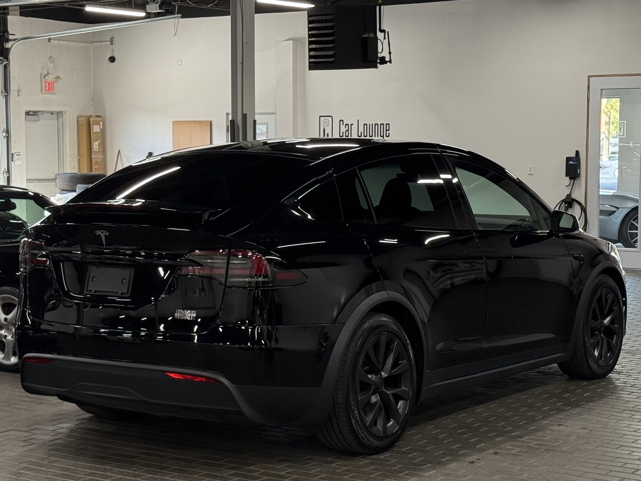 2022 Tesla Model X Plaid AWD, Toronto, Cash