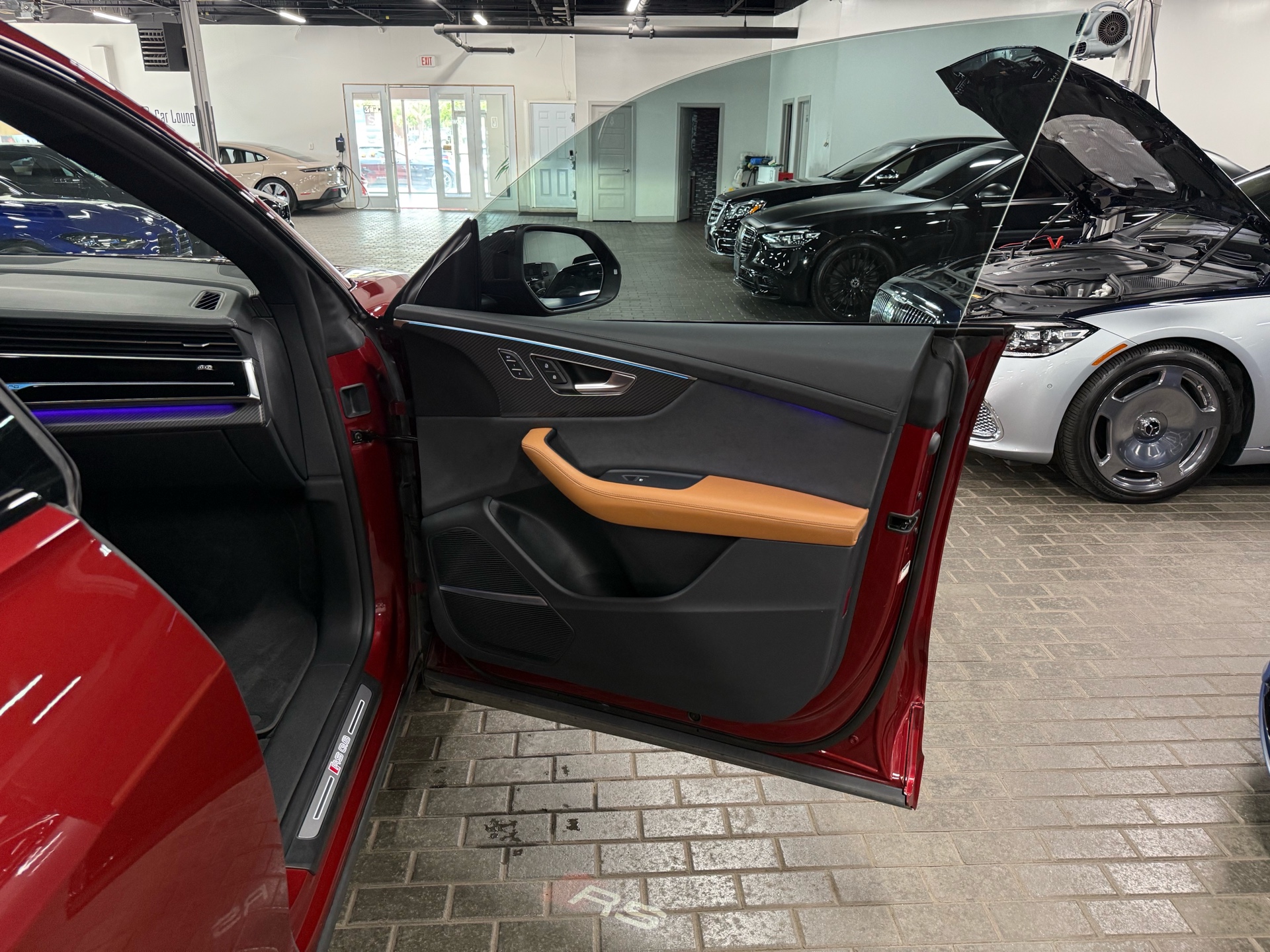 2023 Audi RS Q8 4.0 TFSI quattro, Toronto, Cash
