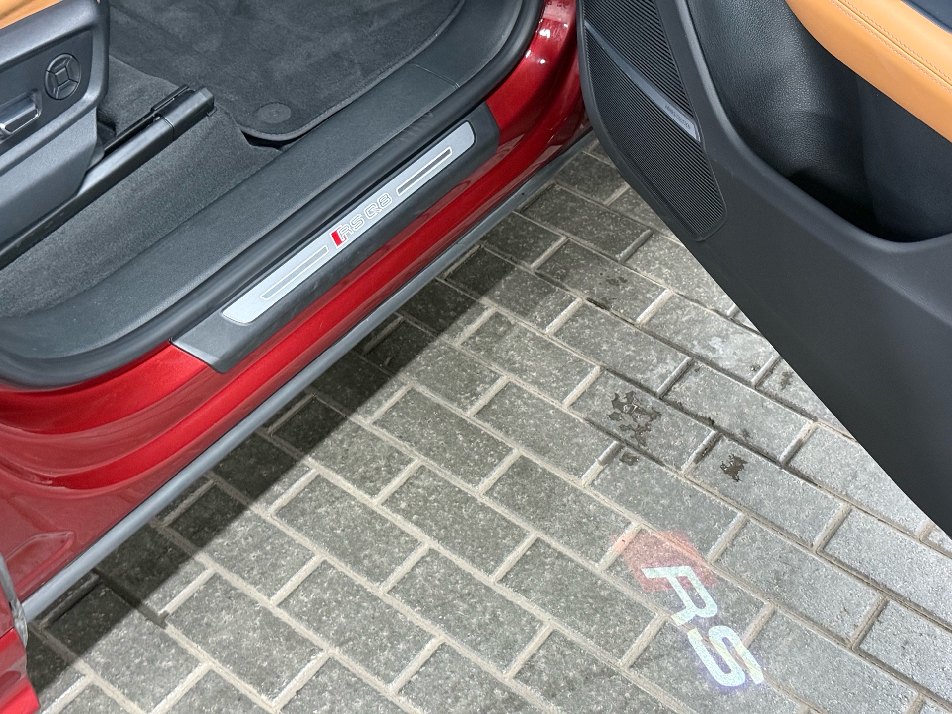2023 Audi RS Q8 4.0 TFSI quattro, Toronto, Cash