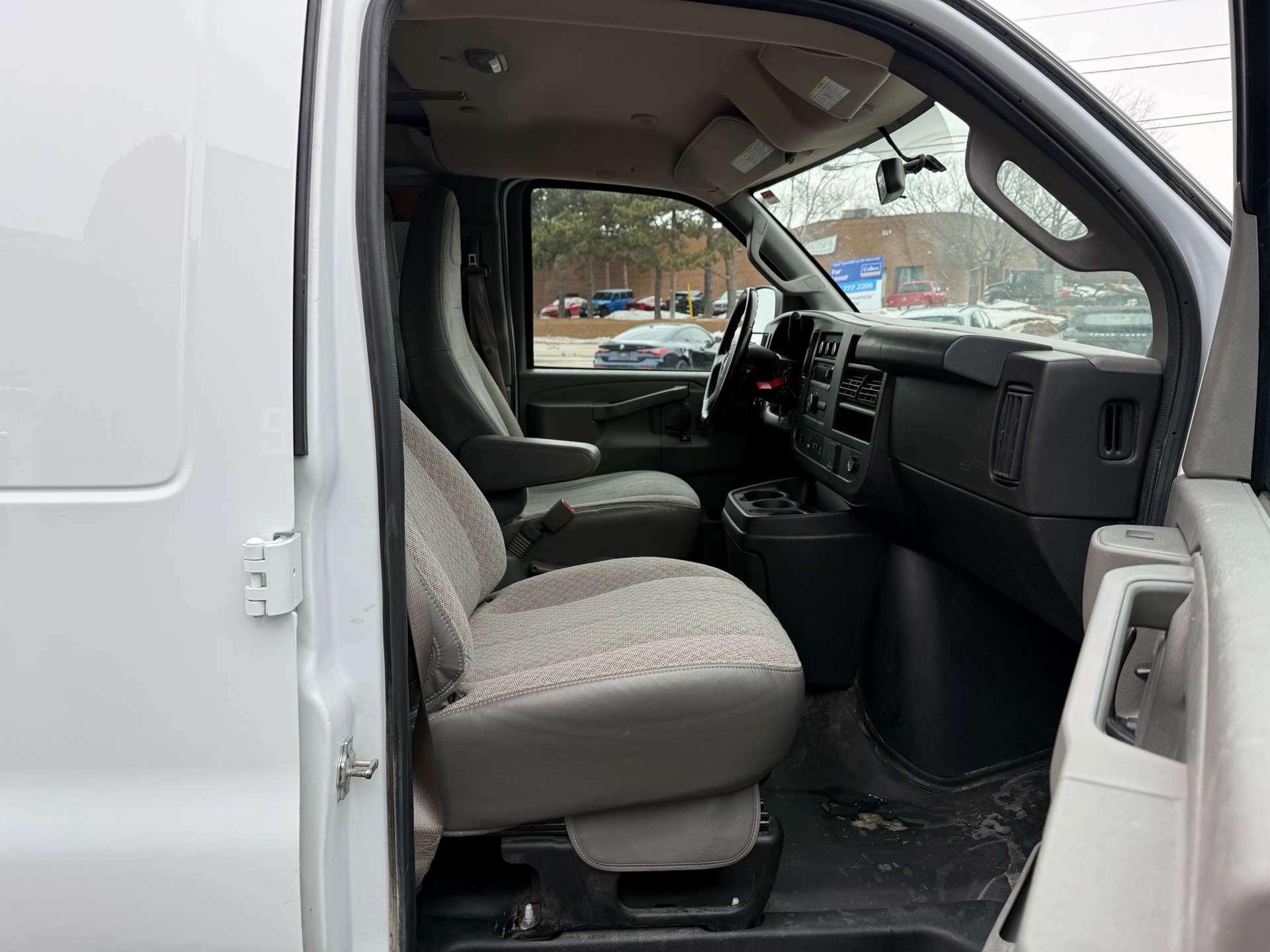 2023 GMC Savana Cargo RWD 2500 EXTENDED 155", 多伦多, 全款车