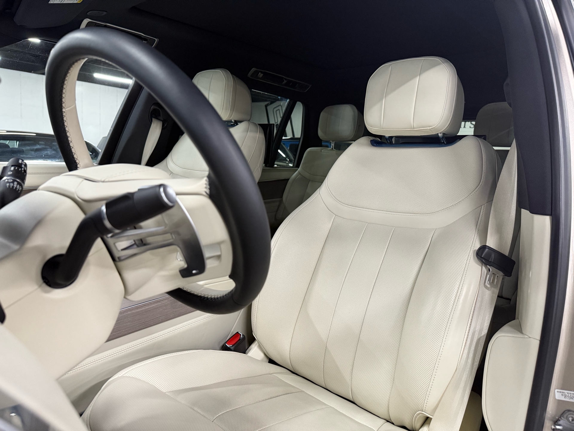 2023 Land Rover Range Rover P530 SE LWB, Toronto, Cash
