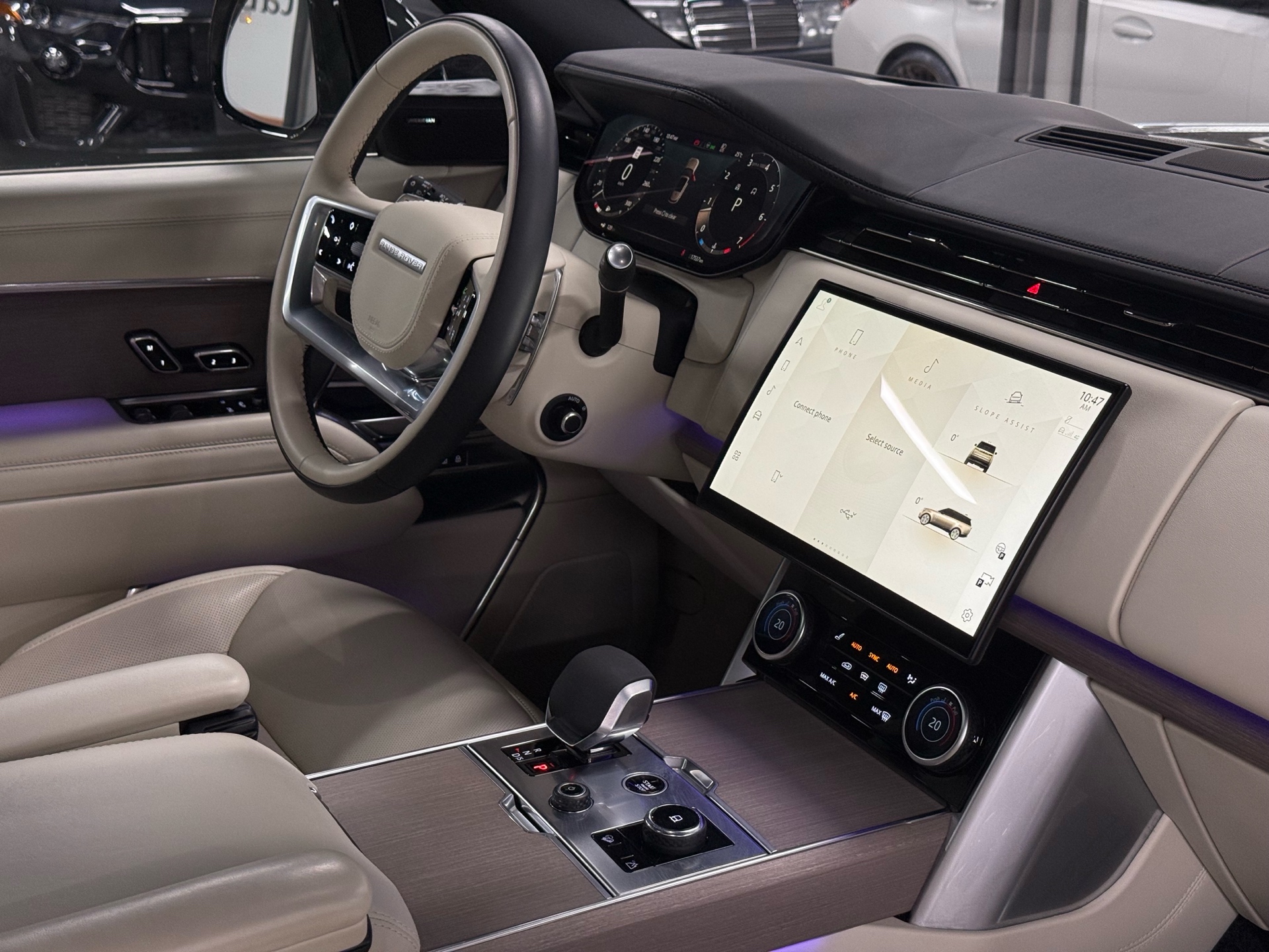 2023 Land Rover Range Rover P530 SE LWB, Toronto, Cash